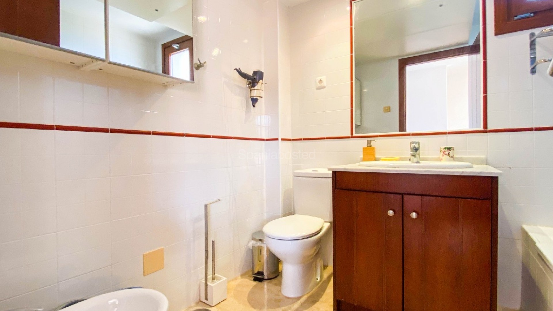 Resale - Apartment -
Punta Prima