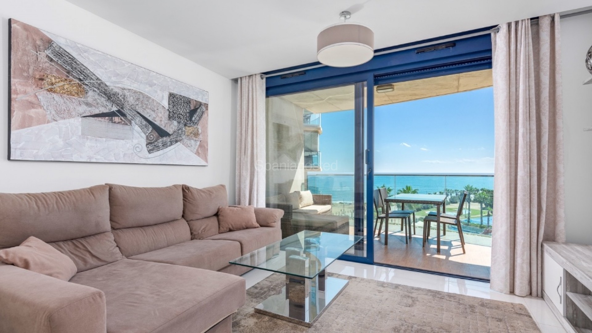 Resale - Apartment -
Punta Prima