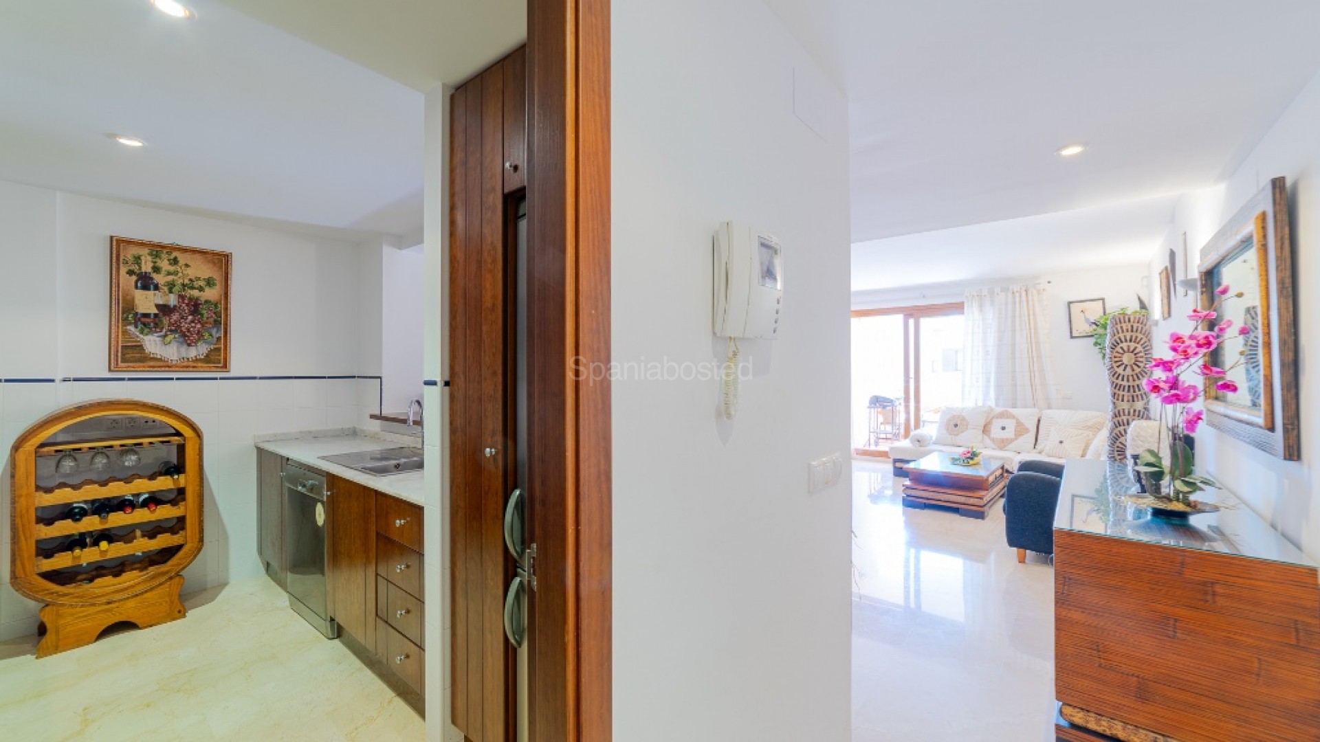 Resale - Apartment -
Punta Prima