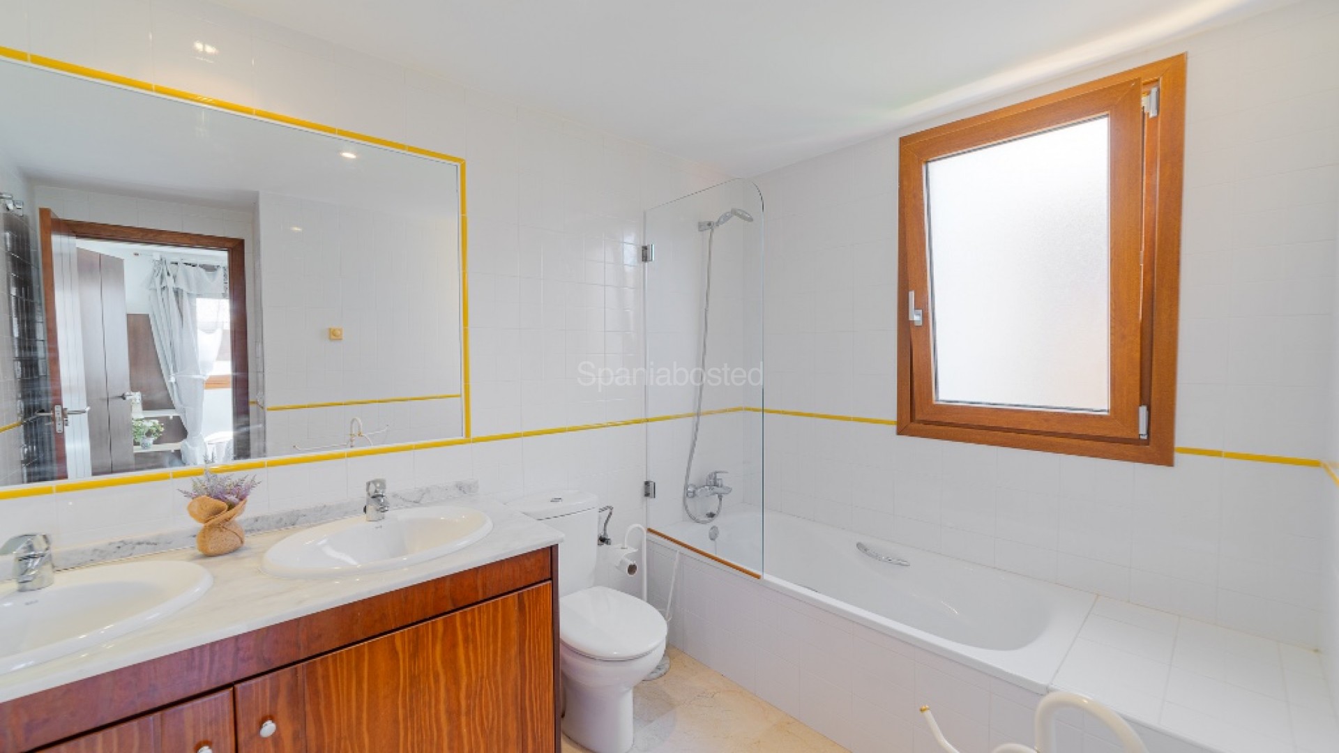 Resale - Apartment -
Punta Prima