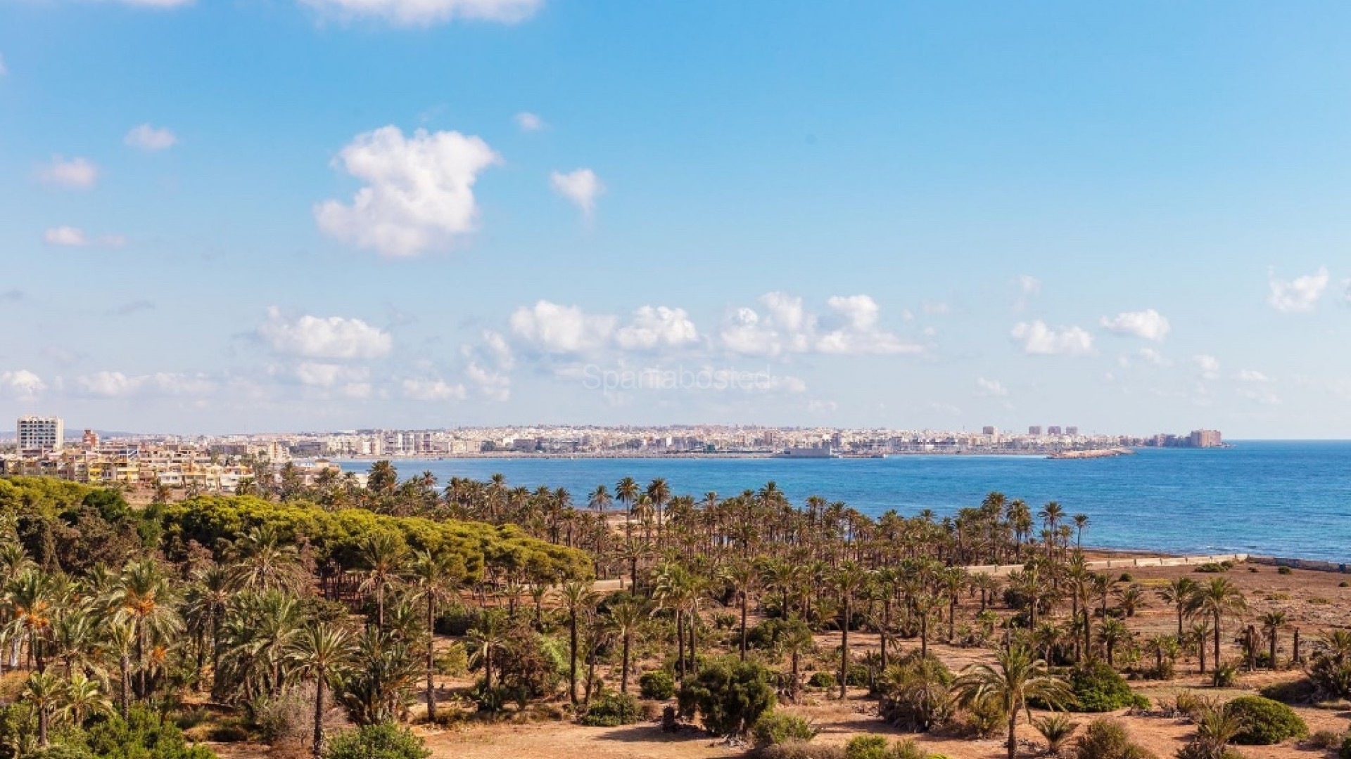 Resale - Apartment -
Punta Prima