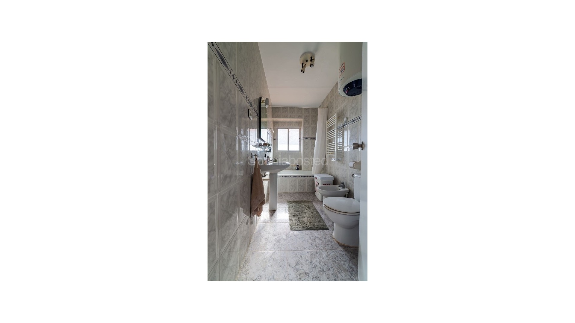 Resale - Apartment -
Punta Prima