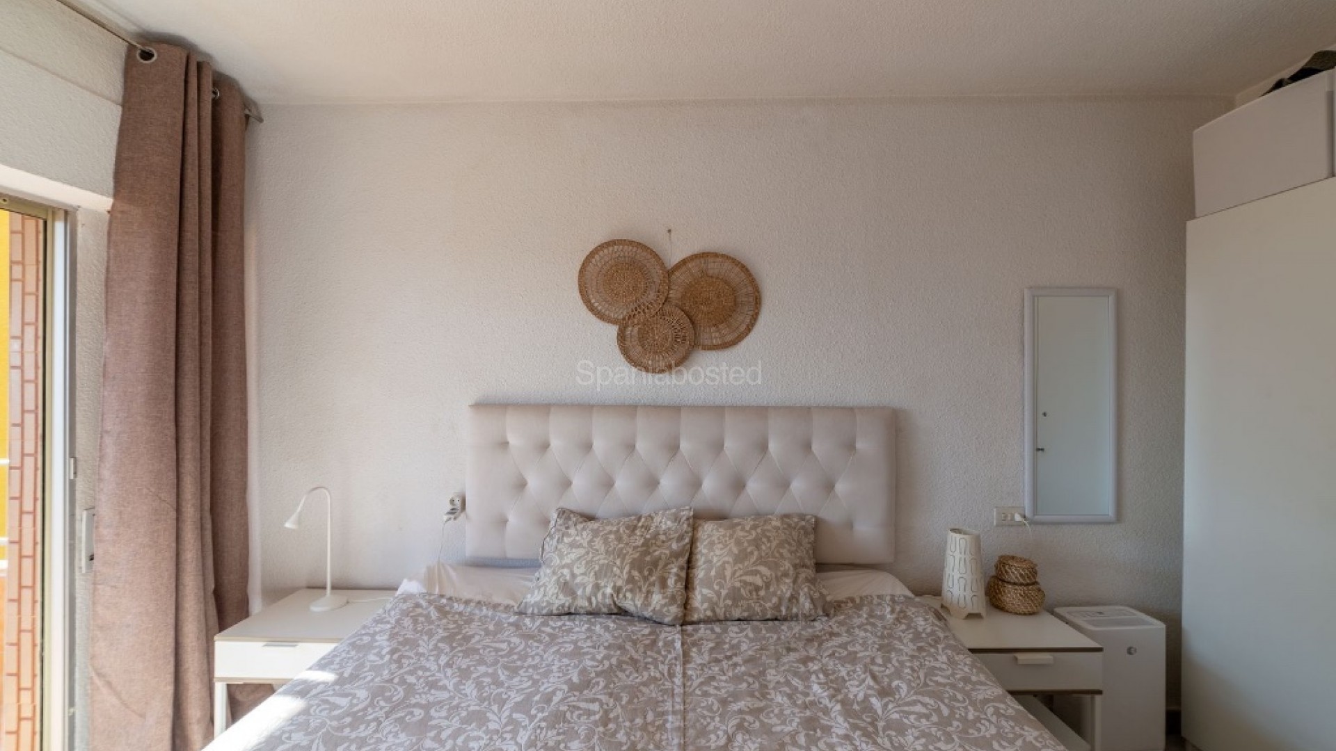 Resale - Apartment -
Punta Prima