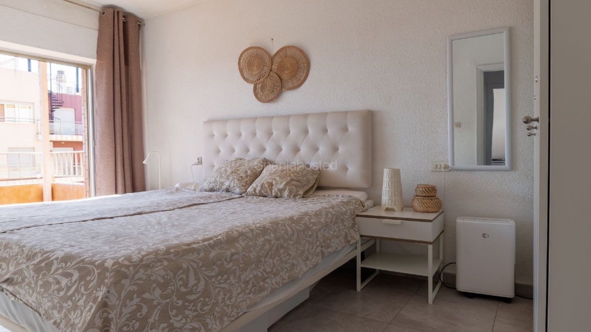 Resale - Apartment -
Punta Prima