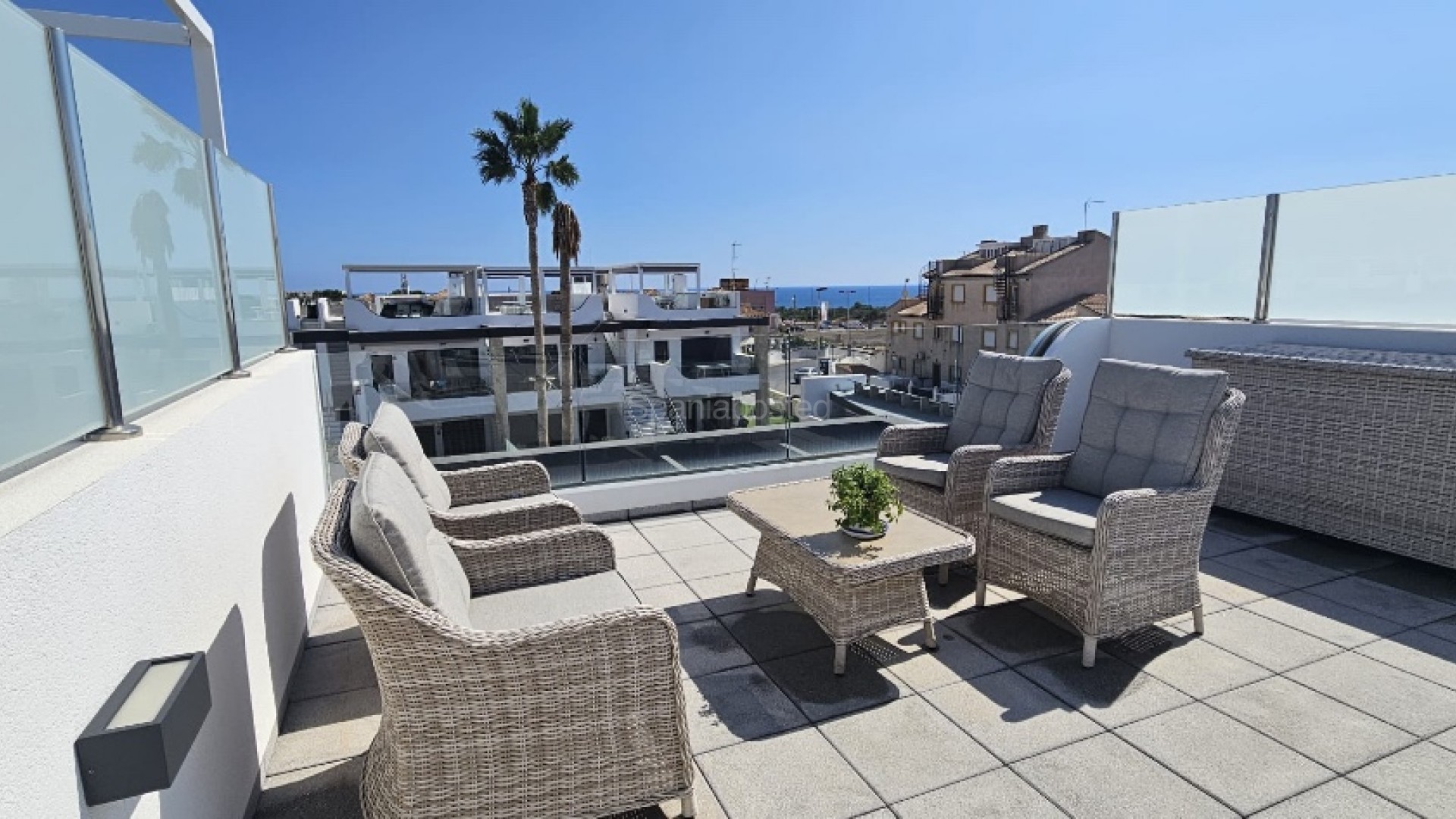 Resale - Apartment -
Punta Prima