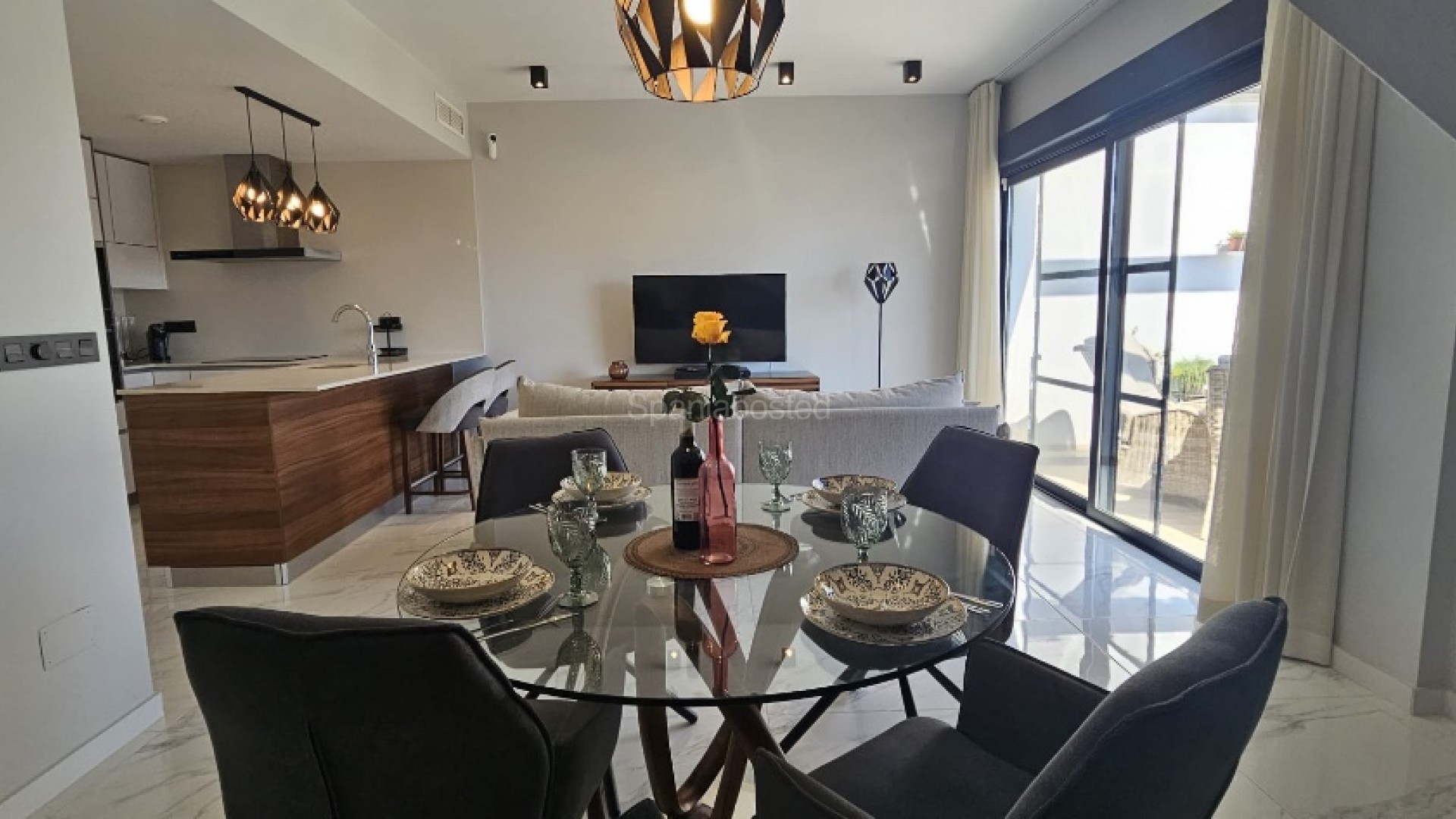 Resale - Apartment -
Punta Prima