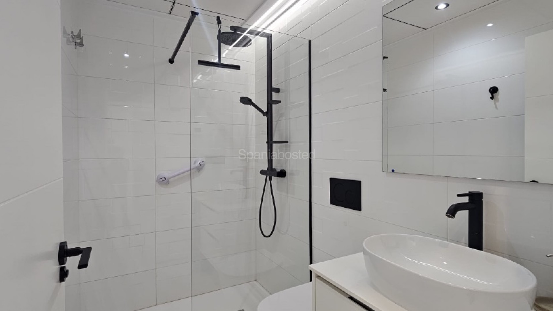 Resale - Apartment -
Punta Prima