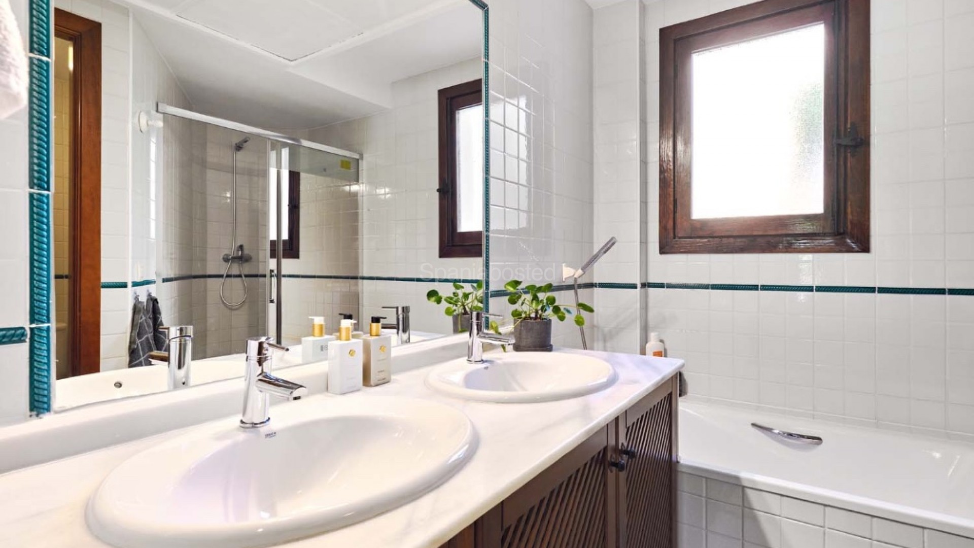 Resale - Apartment -
Punta Prima