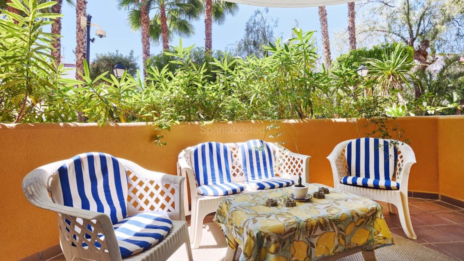 Resale - Apartment -
Punta Prima