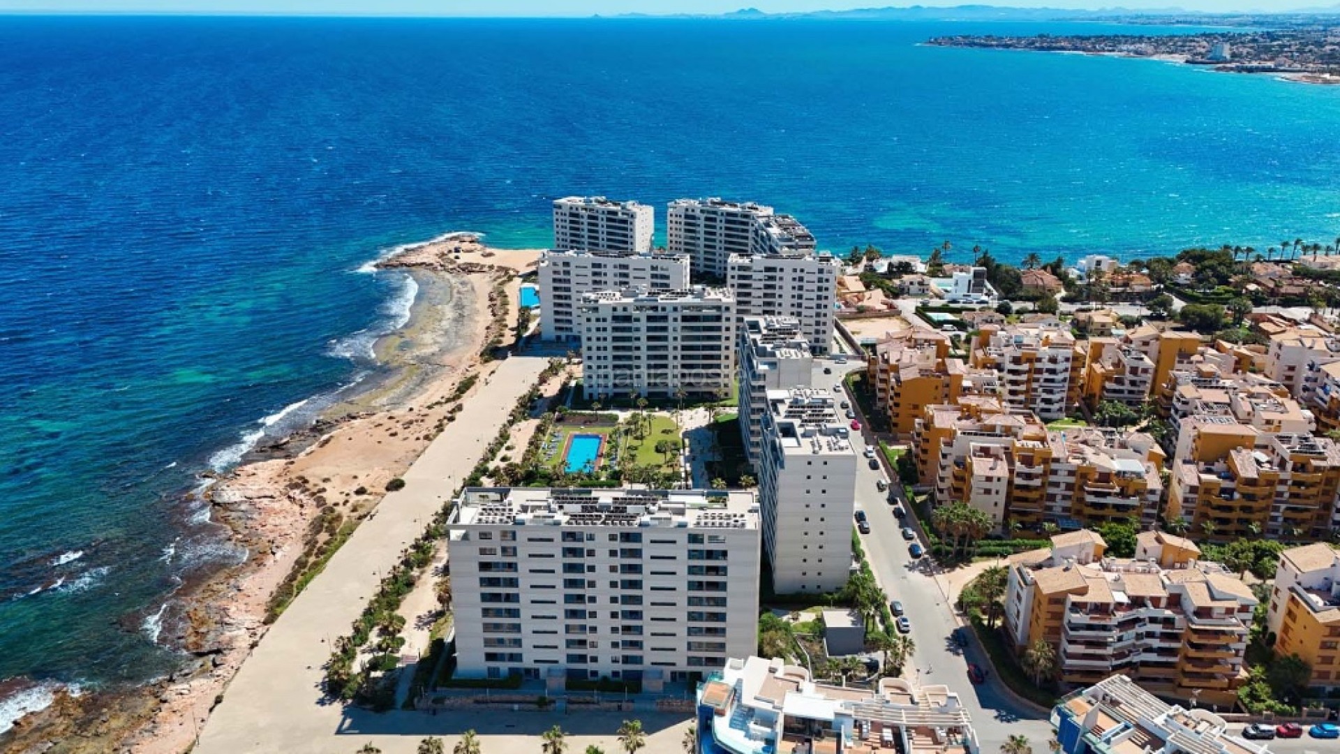 Resale - Apartment -
Punta Prima