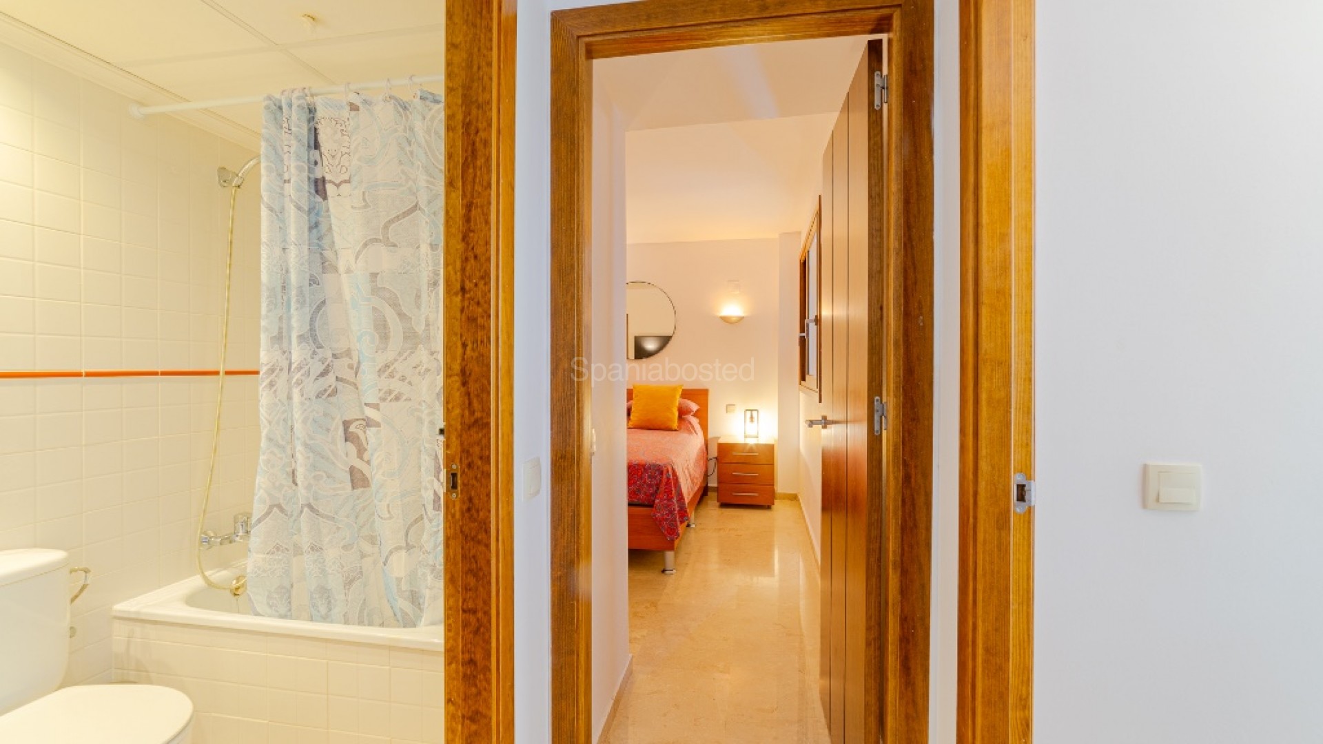 Resale - Apartment -
Punta Prima