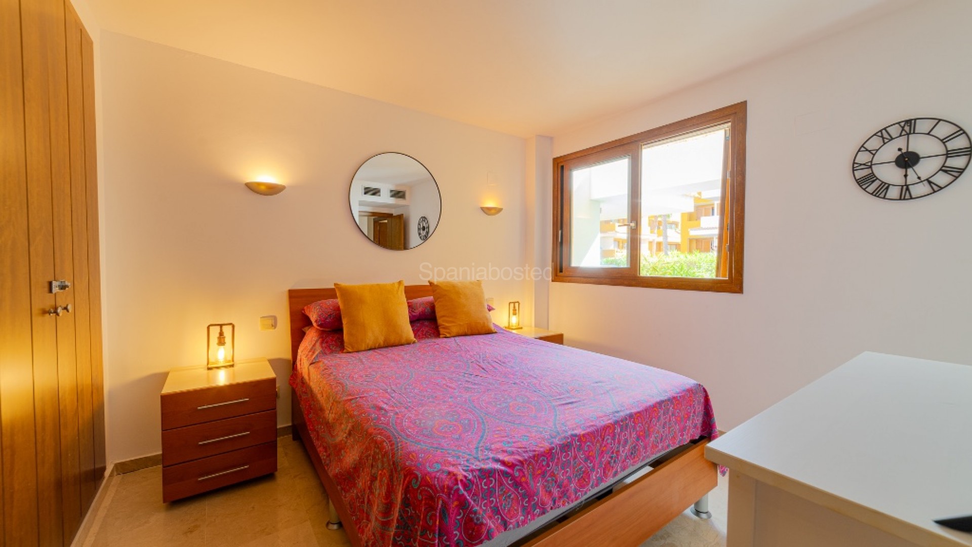 Resale - Apartment -
Punta Prima