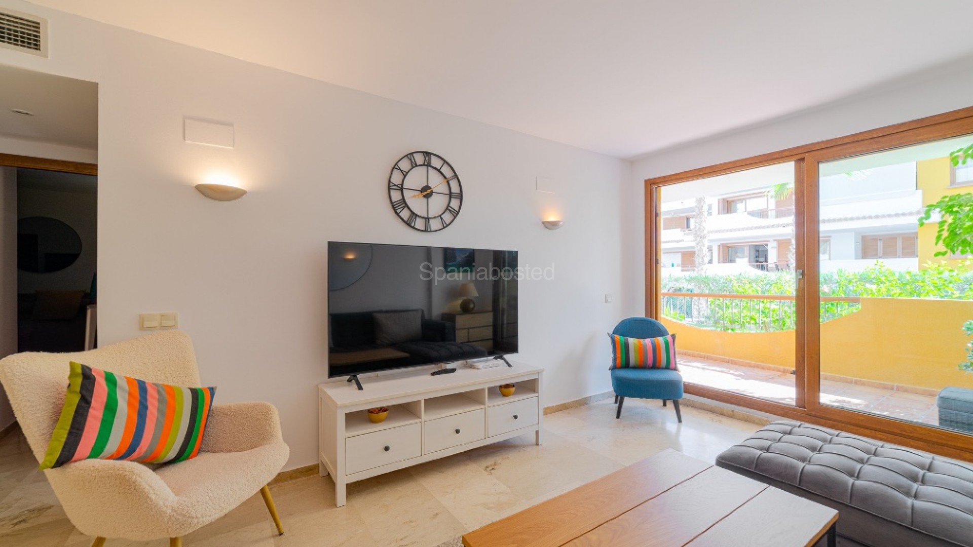 Resale - Apartment -
Punta Prima