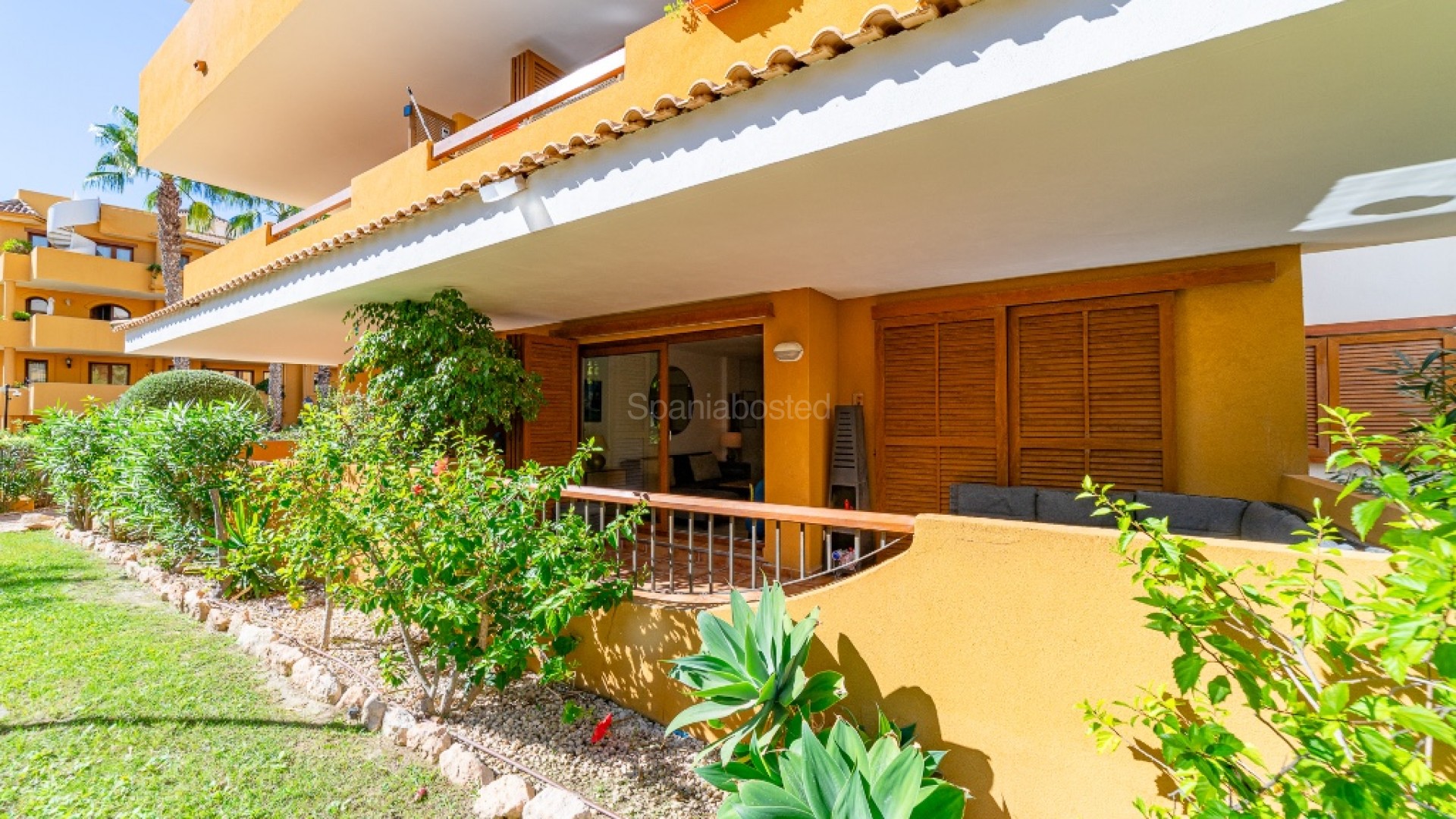 Resale - Apartment -
Punta Prima