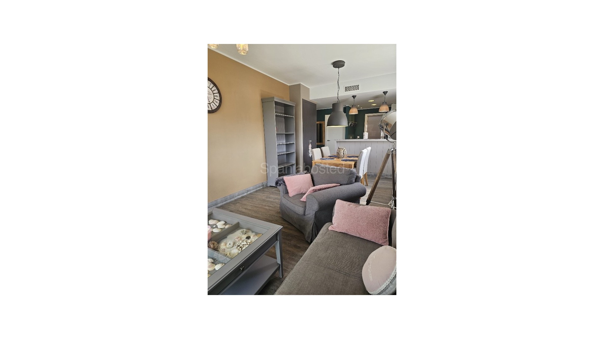 Resale - Apartment -
Punta Prima