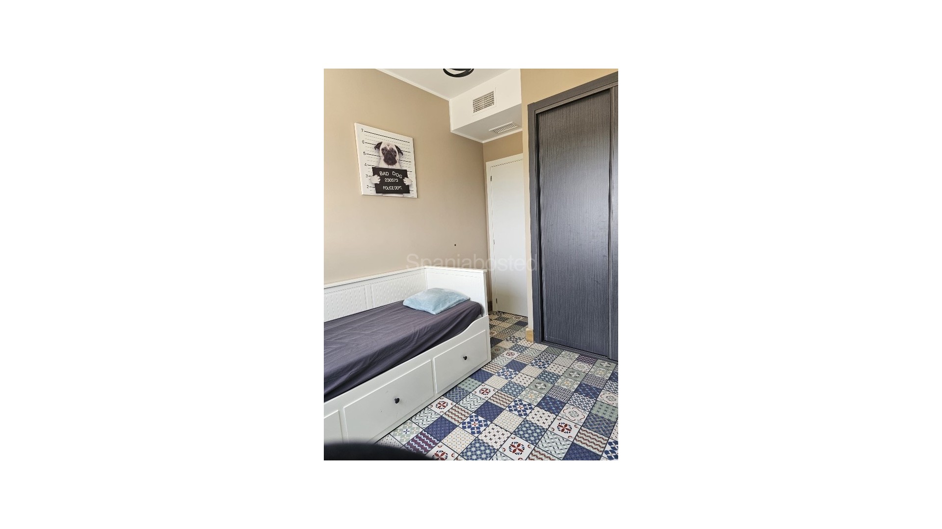 Resale - Apartment -
Punta Prima