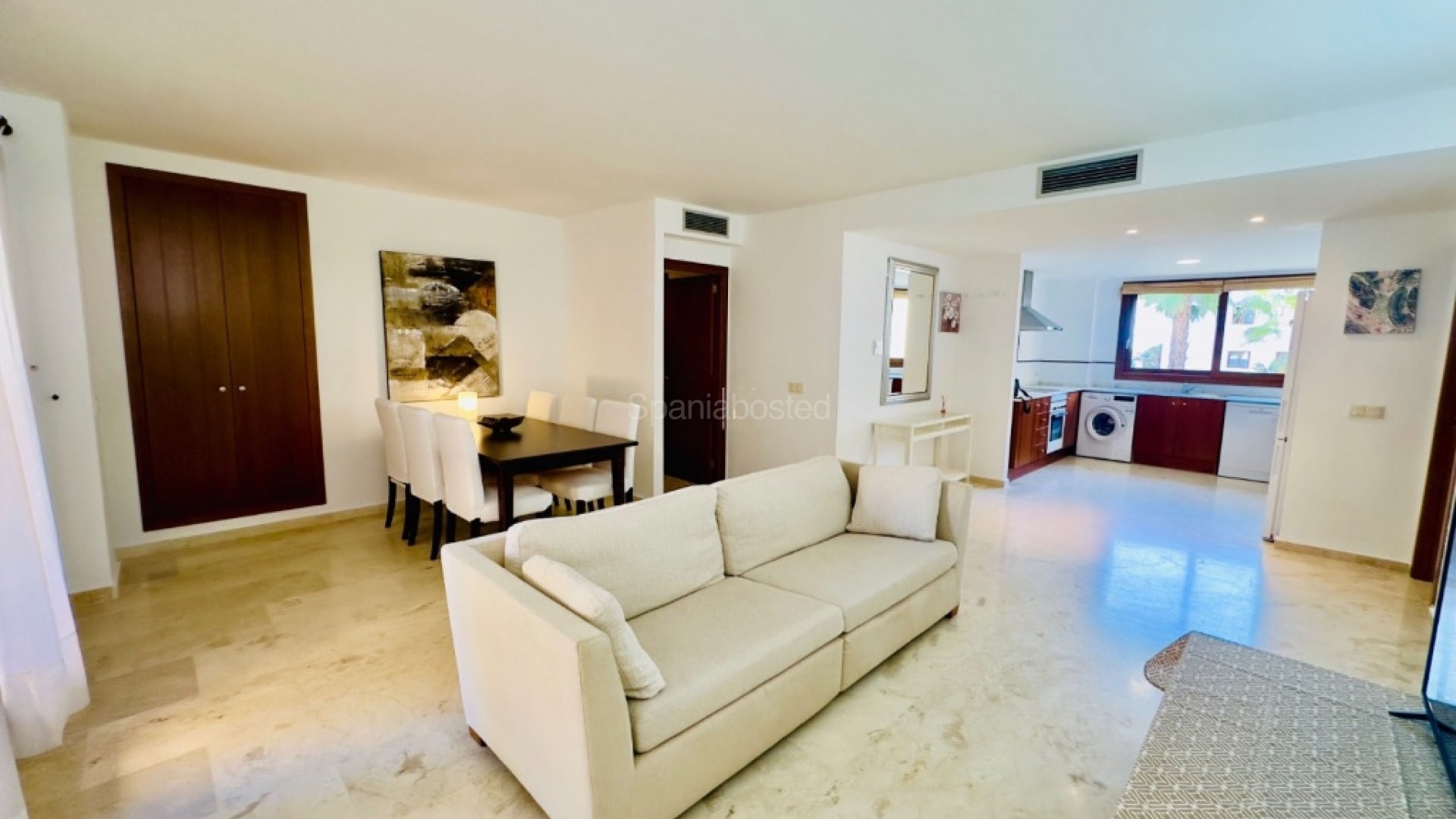 Resale - Apartment -
Punta Prima