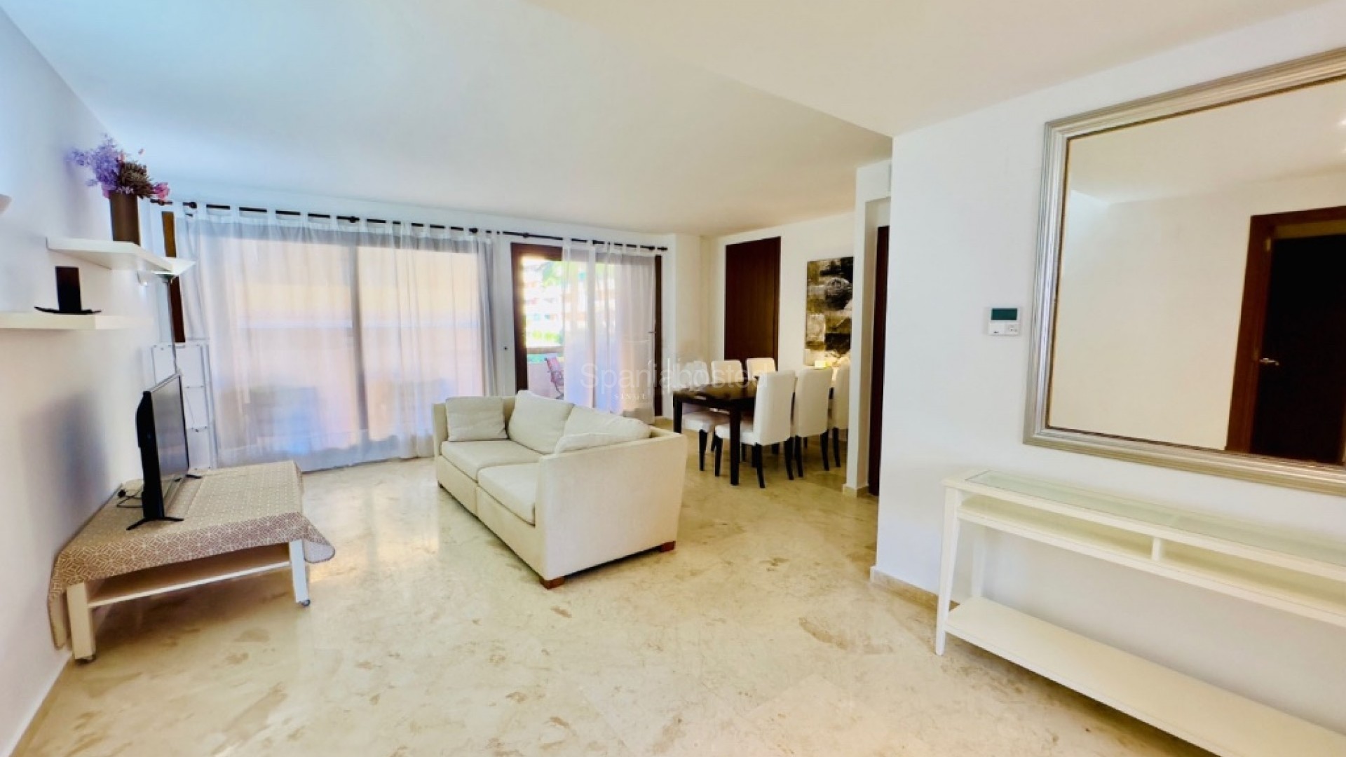 Resale - Apartment -
Punta Prima