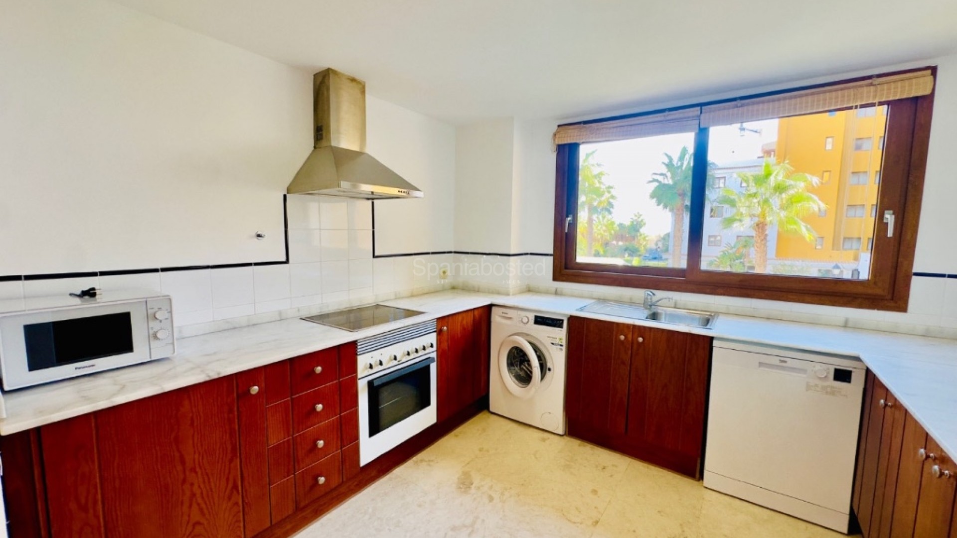 Resale - Apartment -
Punta Prima