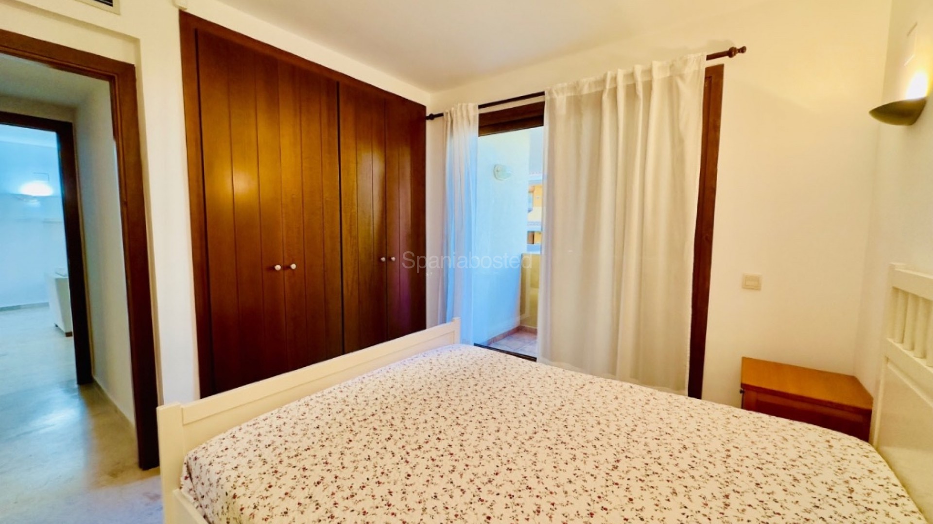 Resale - Apartment -
Punta Prima