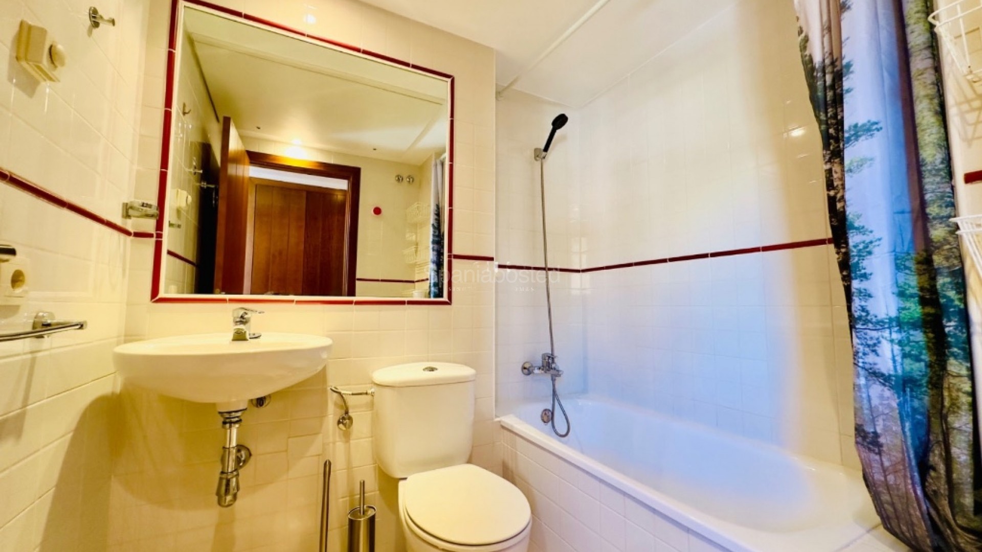 Resale - Apartment -
Punta Prima