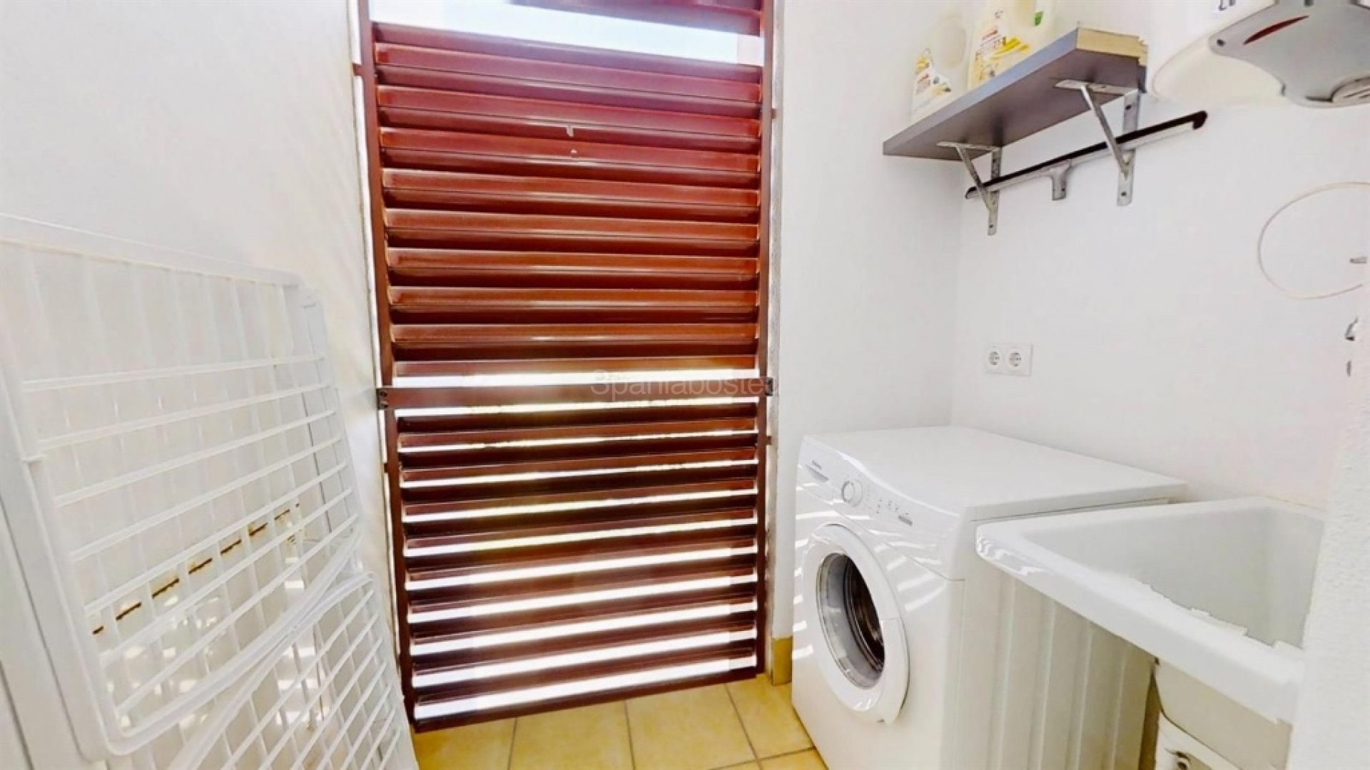 Resale - Apartment -
Punta Prima