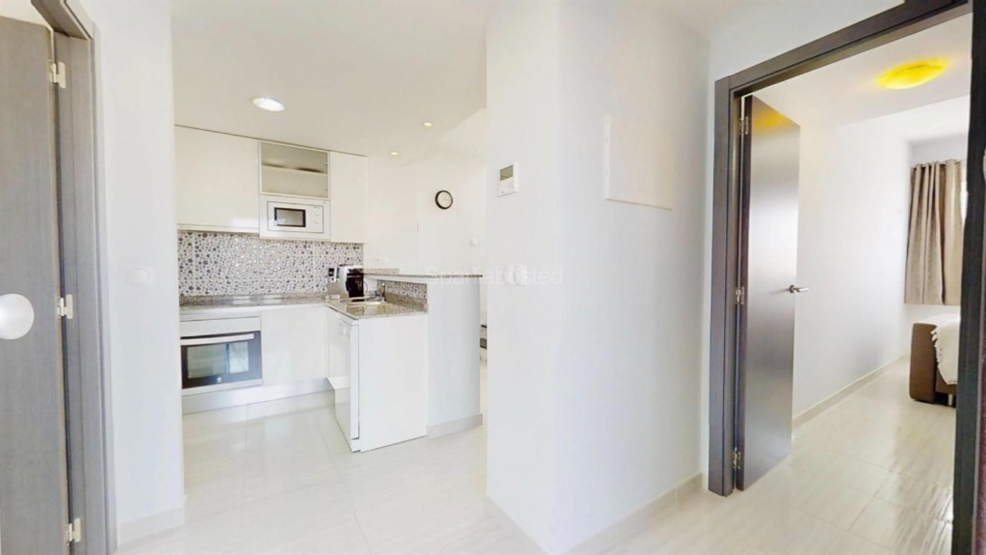 Resale - Apartment -
Punta Prima