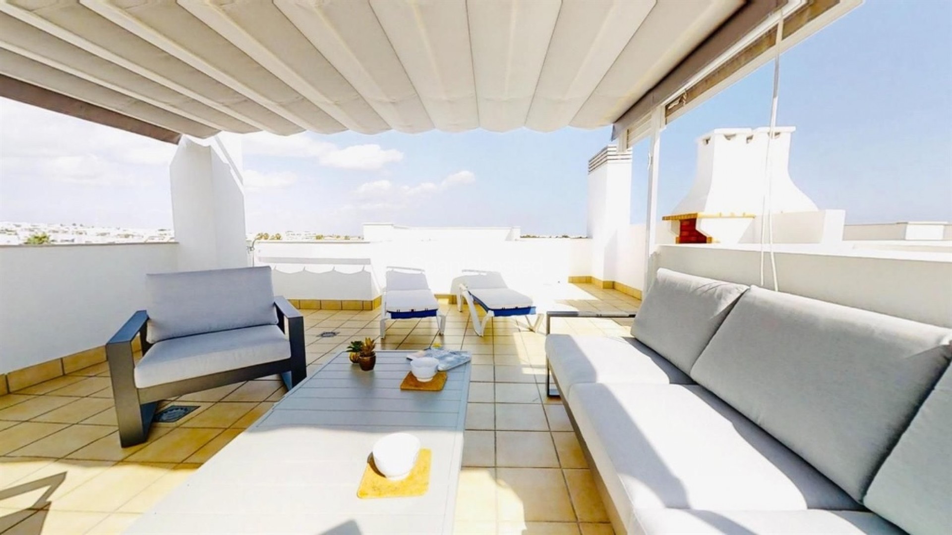 Resale - Apartment -
Punta Prima