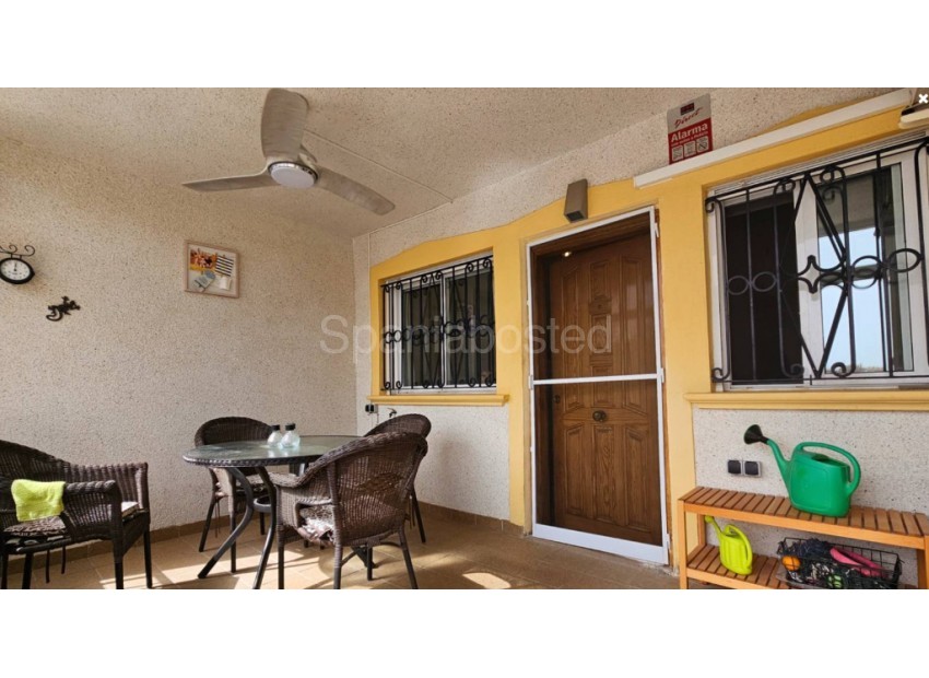 Resale - Apartment -
Punta Prima