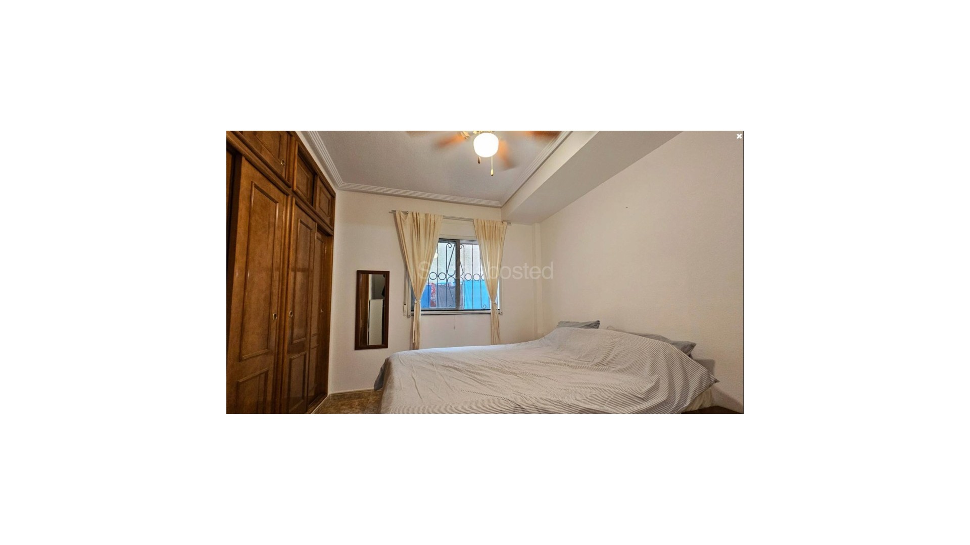 Resale - Apartment -
Punta Prima