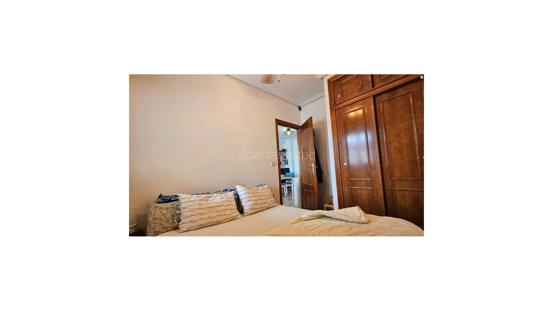 Resale - Apartment -
Punta Prima