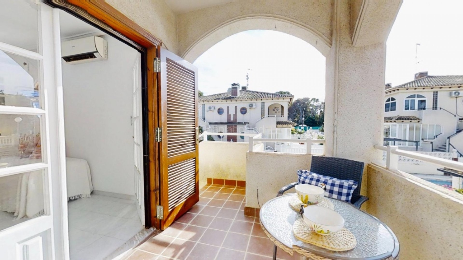 Resale - Apartment -
Punta Prima
