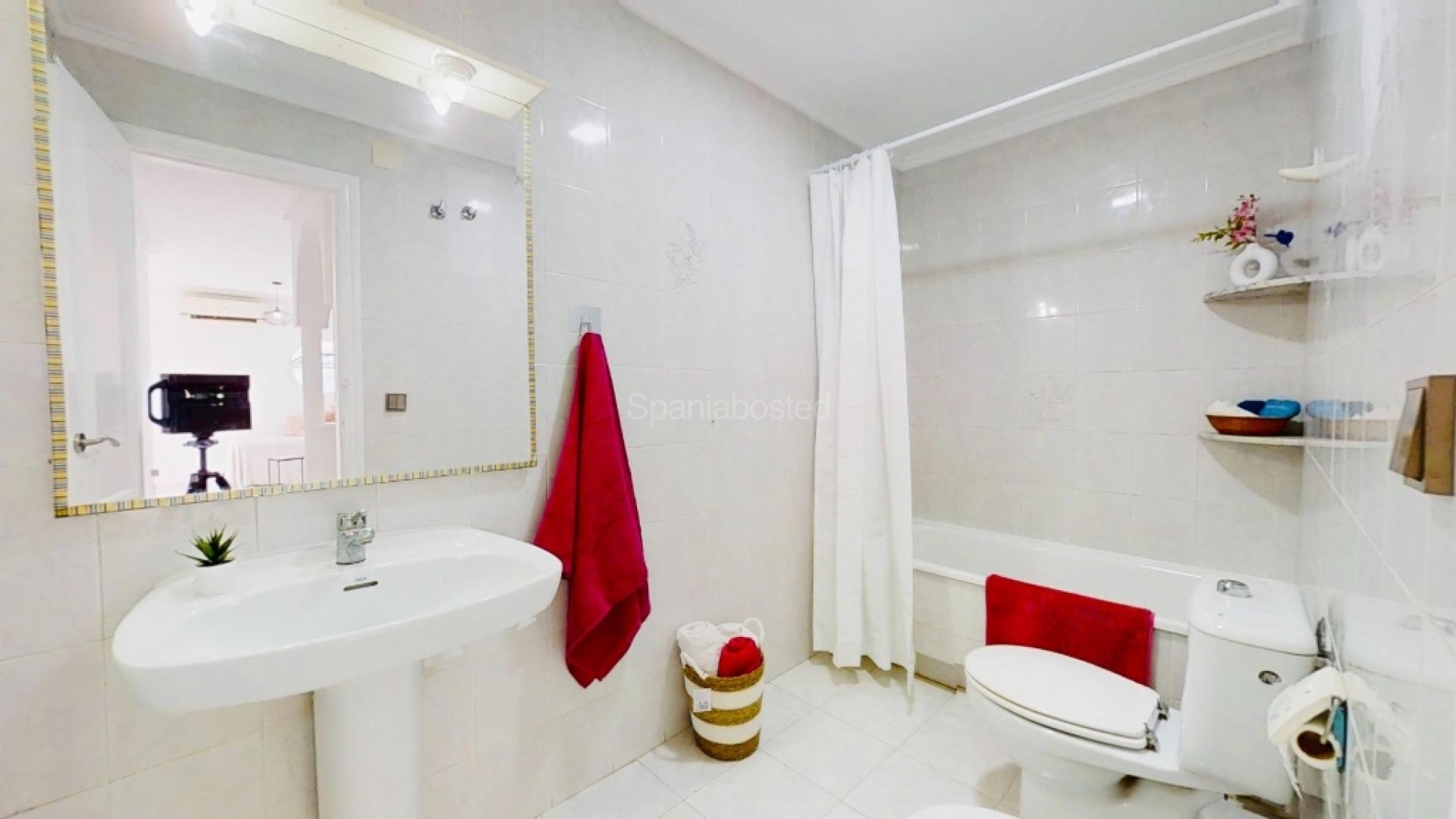 Resale - Apartment -
Punta Prima