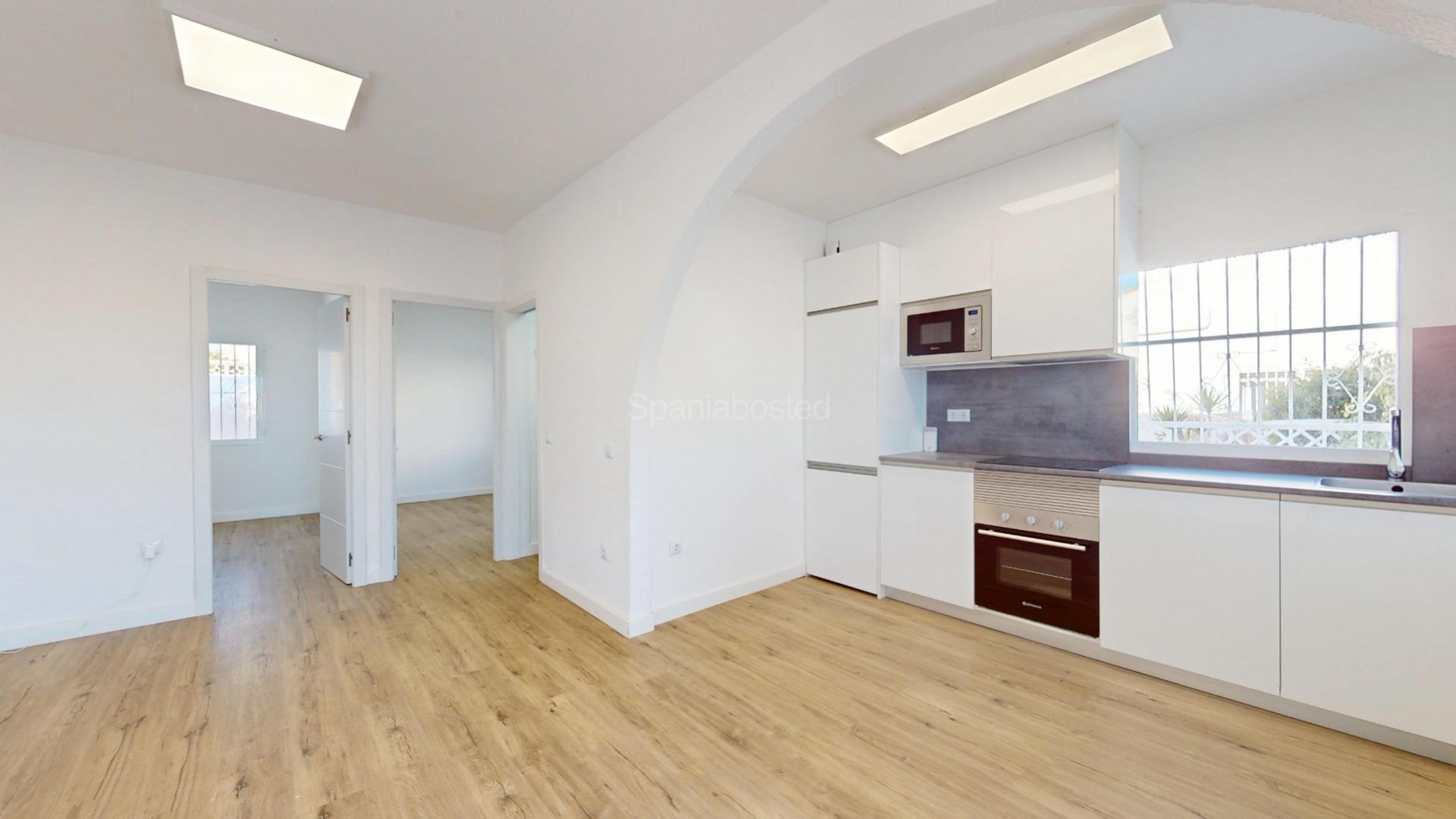 Resale - Apartment -
San Miguel de Salinas - BLUE LAGOON