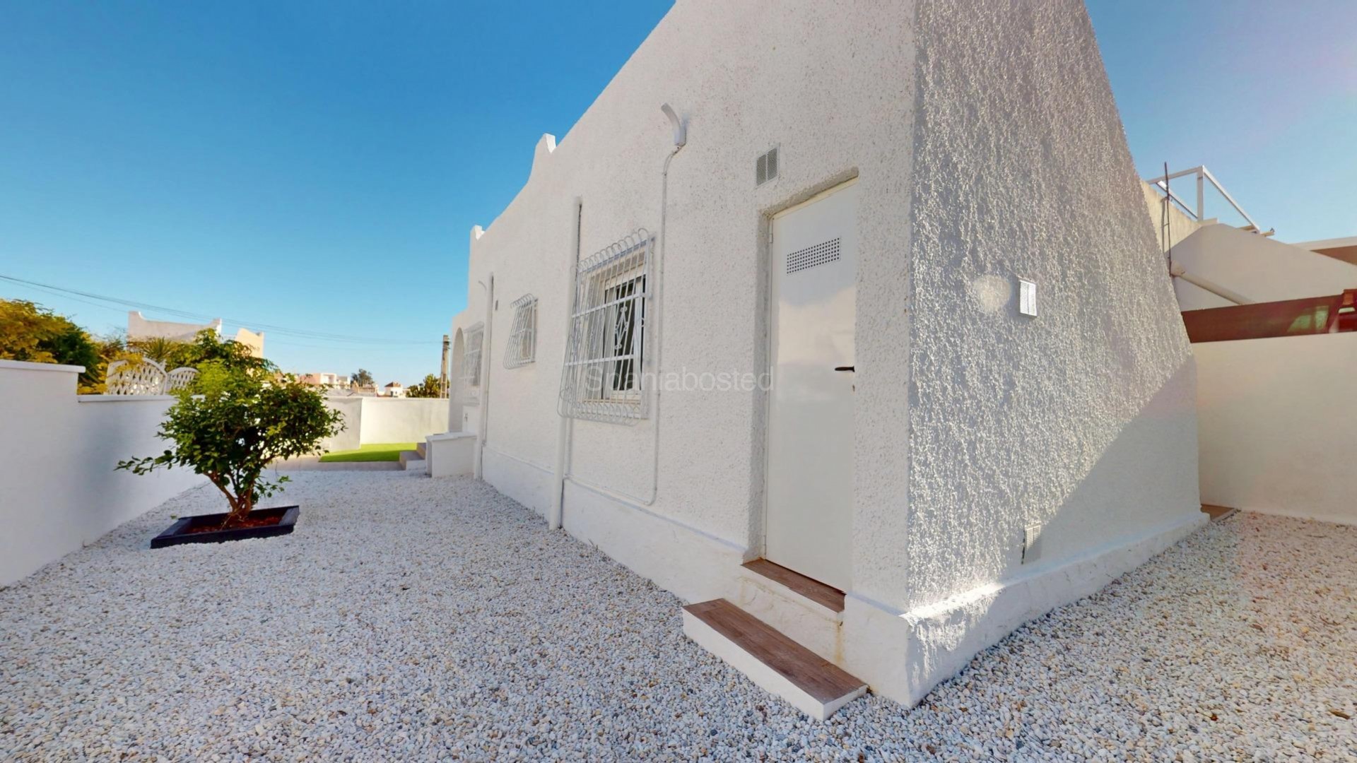 Resale - Apartment -
San Miguel de Salinas - BLUE LAGOON