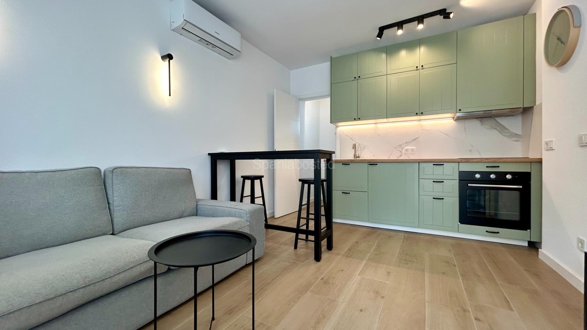 Resale - Apartment -
San Miguel de Salinas - Las filipinas