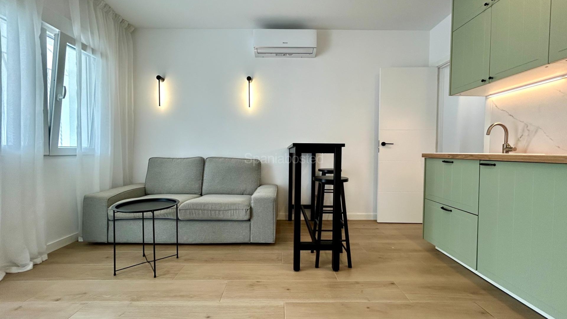 Resale - Apartment -
San Miguel de Salinas - Las filipinas