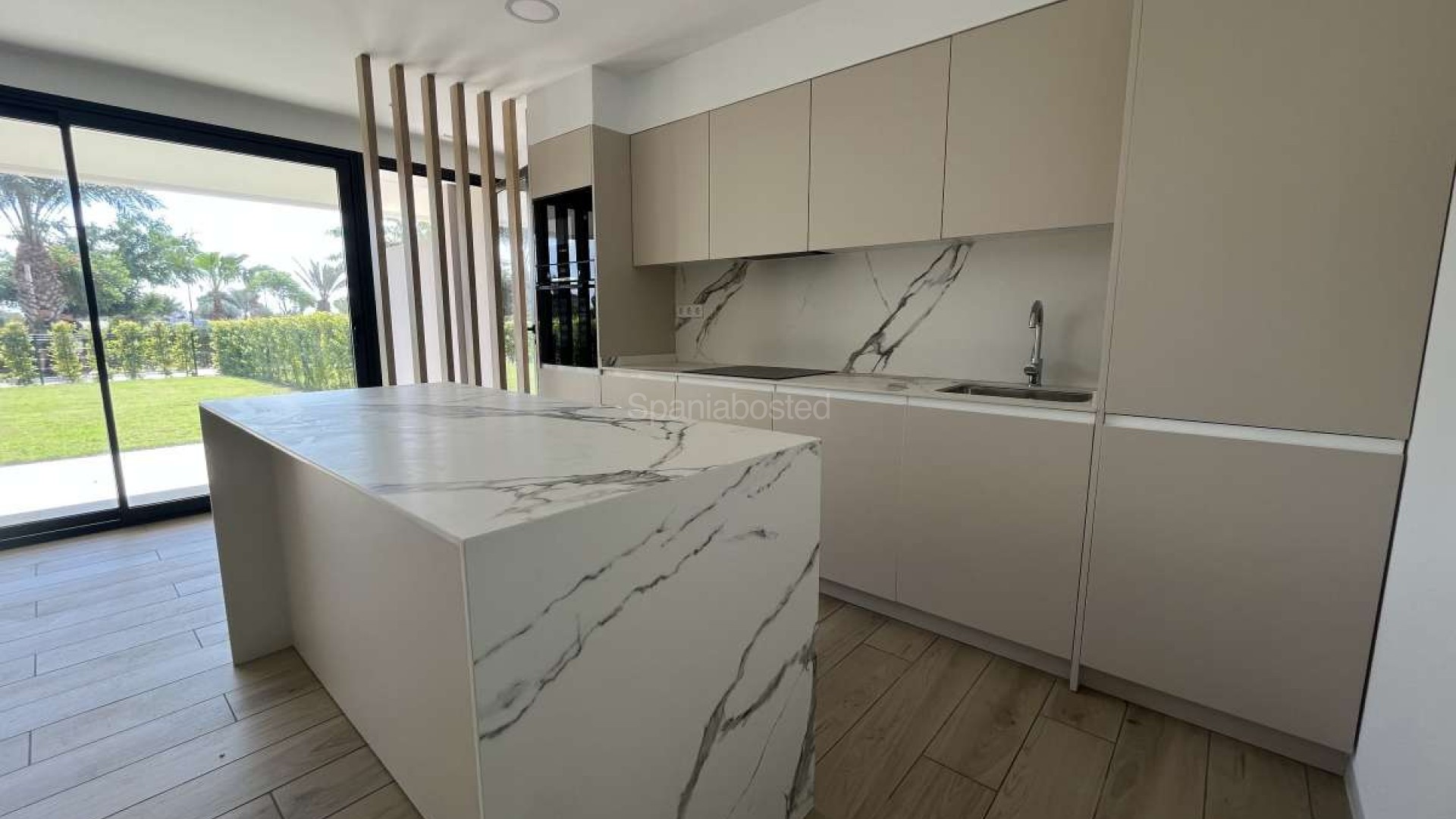 Resale - Apartment -
Santa Rosalia