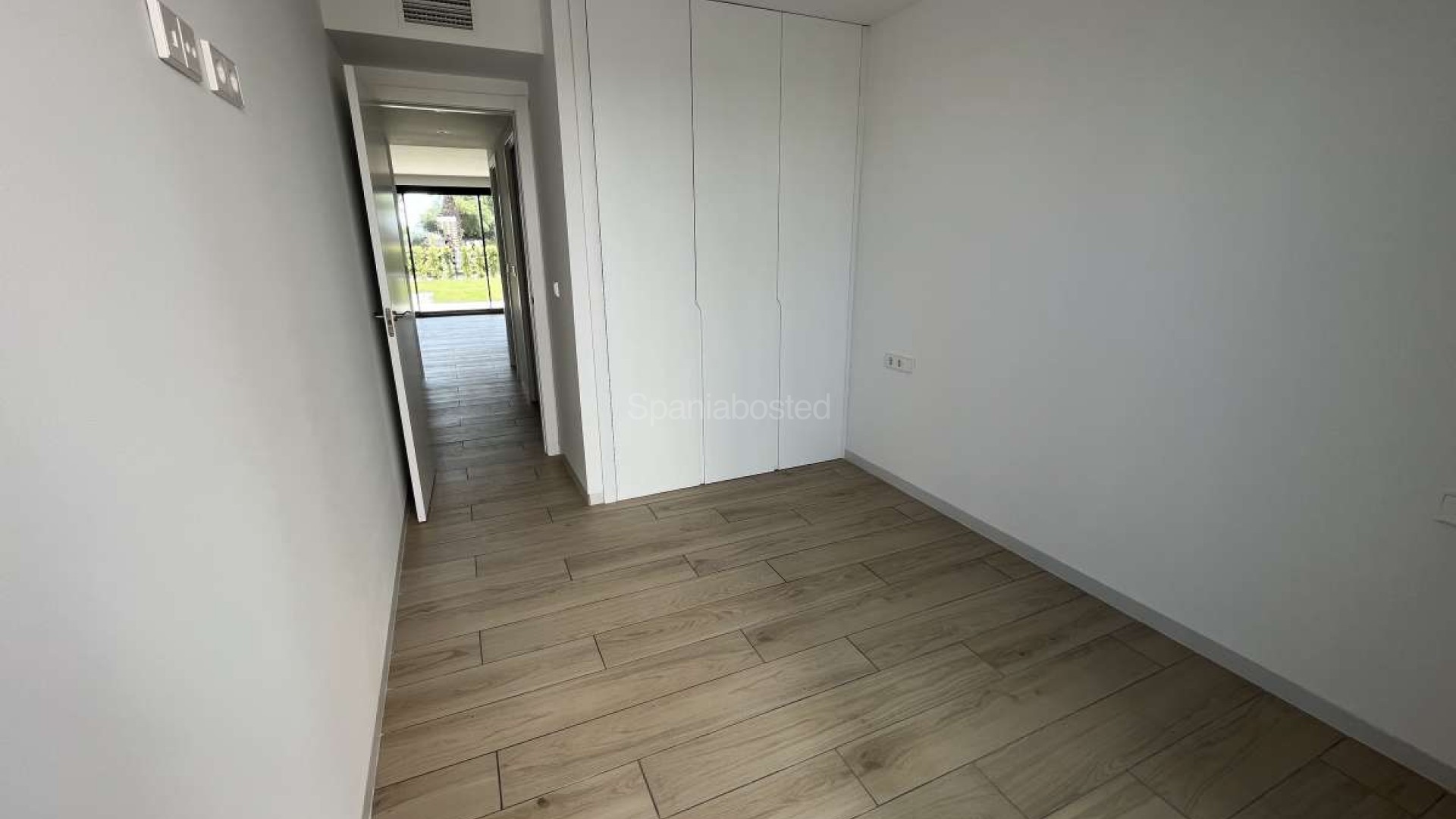 Resale - Apartment -
Santa Rosalia