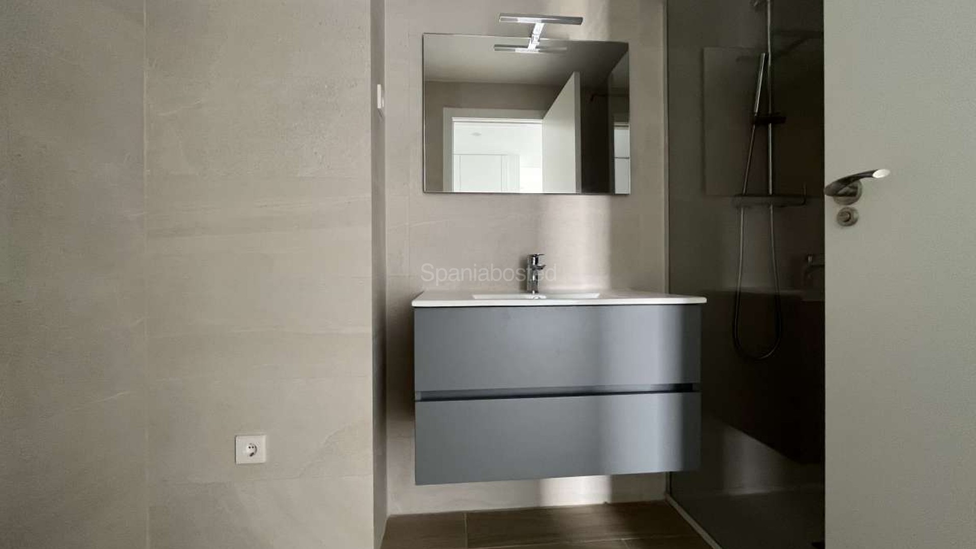 Resale - Apartment -
Santa Rosalia