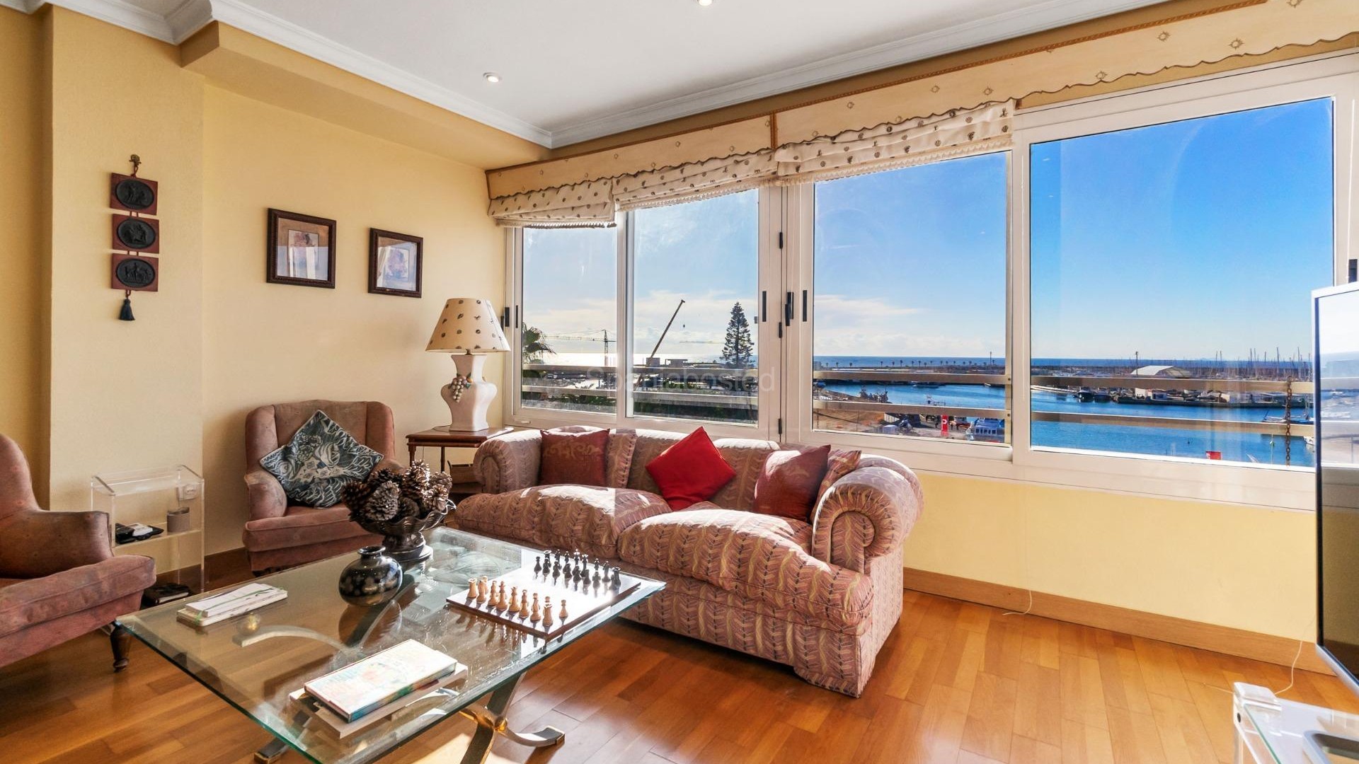 Resale - Apartment -
Torrevieja - Centro - Muelle Pesquero