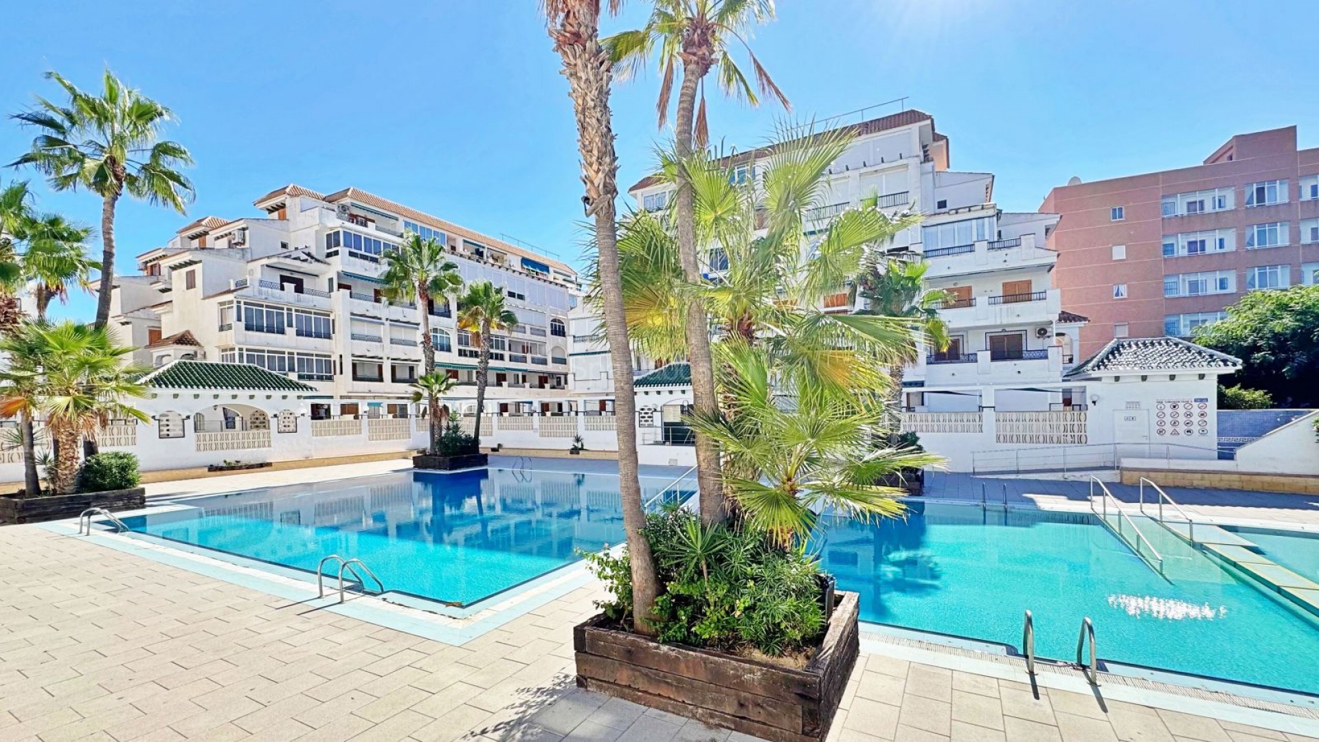 Resale - Apartment -
Torrevieja - La Mata