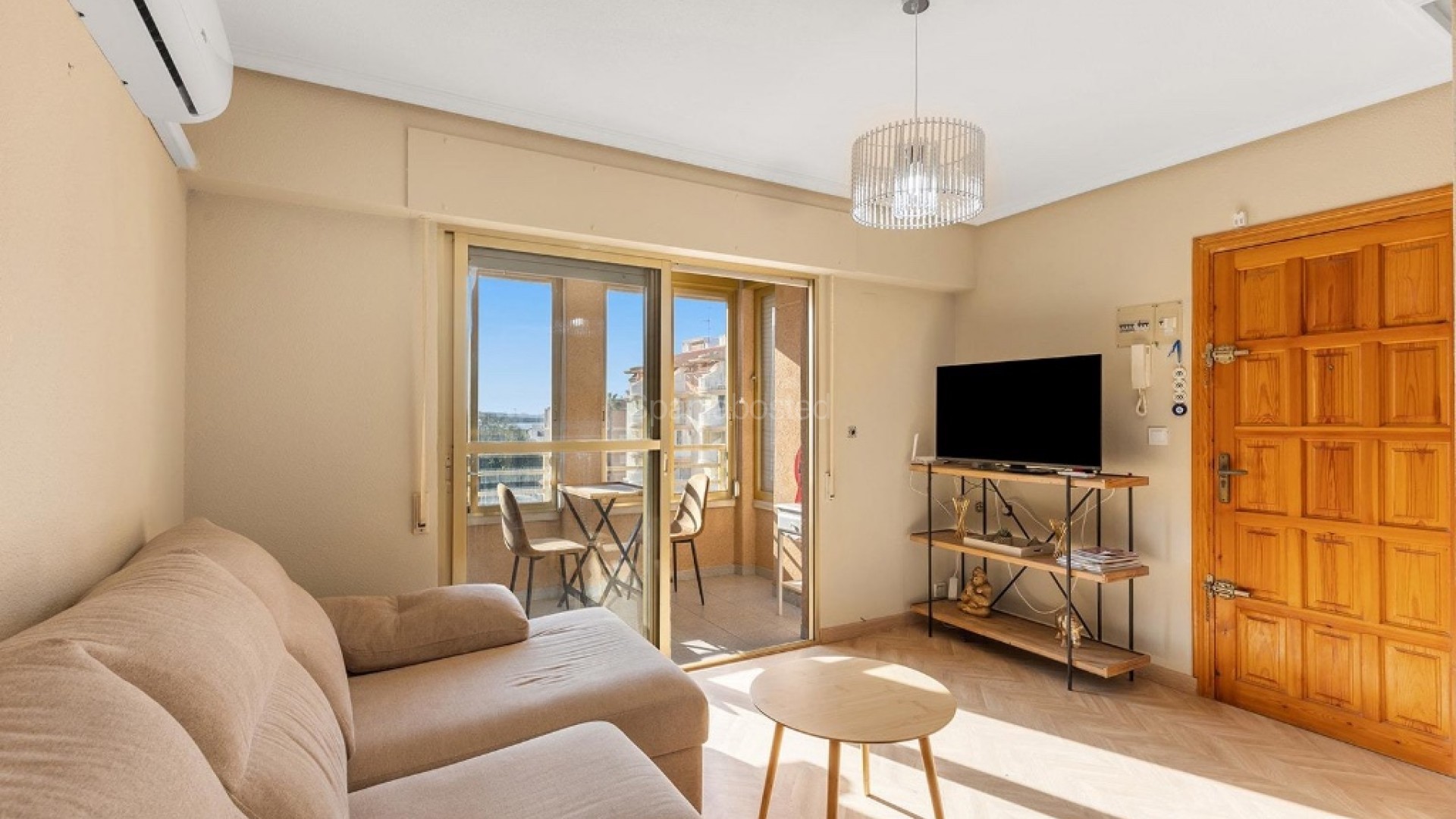 Resale - Apartment -
Torrevieja - La Mata