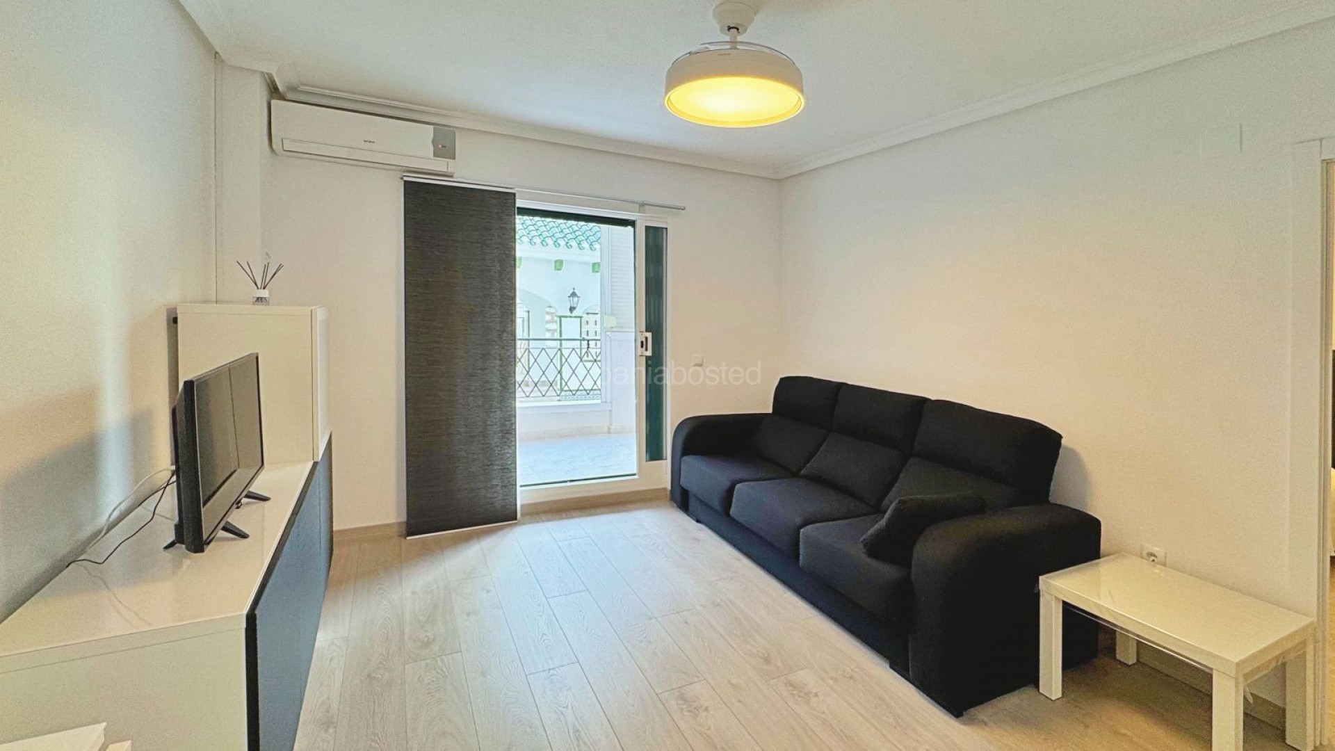 Resale - Apartment -
Torrevieja - La Mata