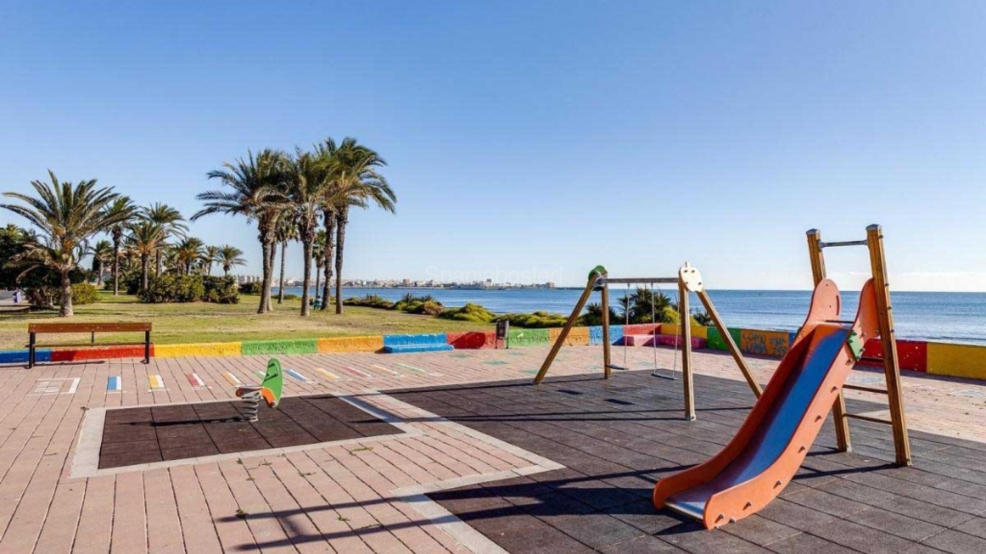 Resale - Apartment -
Torrevieja - La Veleta