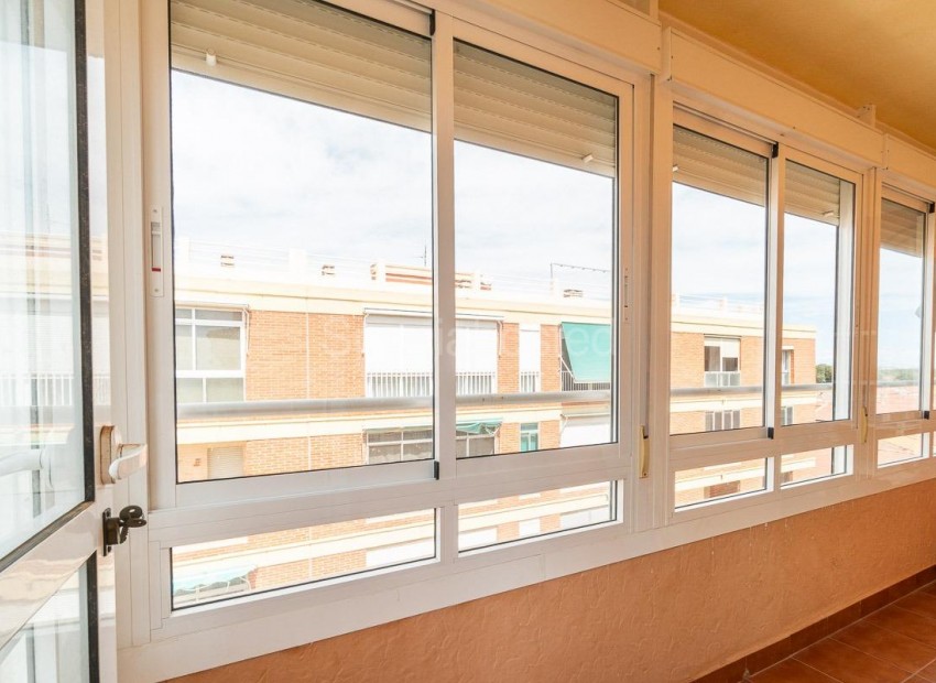 Resale - Apartment -
Torrevieja - Playa de los Naufragos