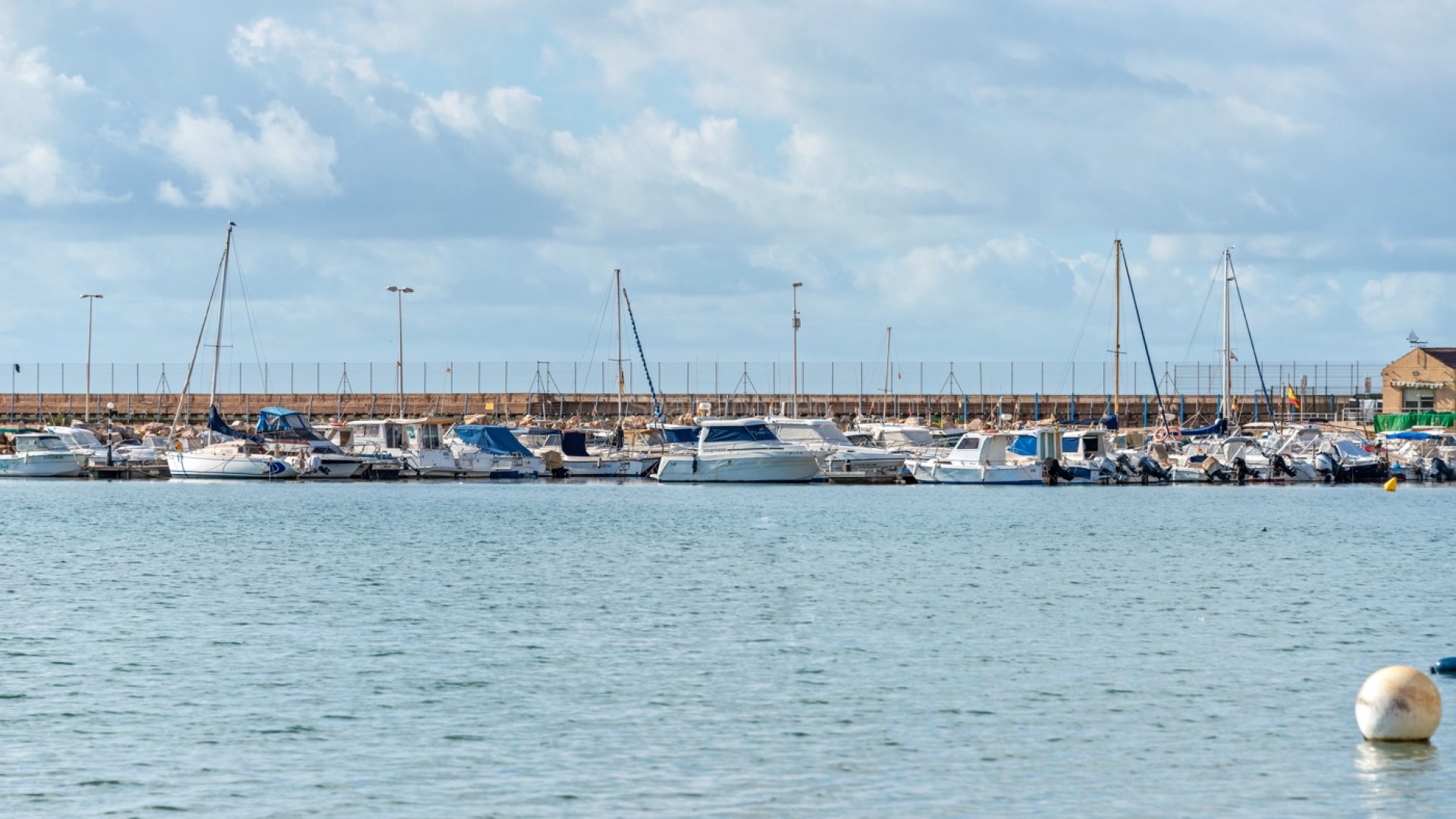 Resale - Apartment -
Torrevieja - Playa del Acequión