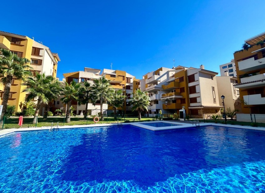 Resale - Apartment -
Torrevieja - Punta Prima