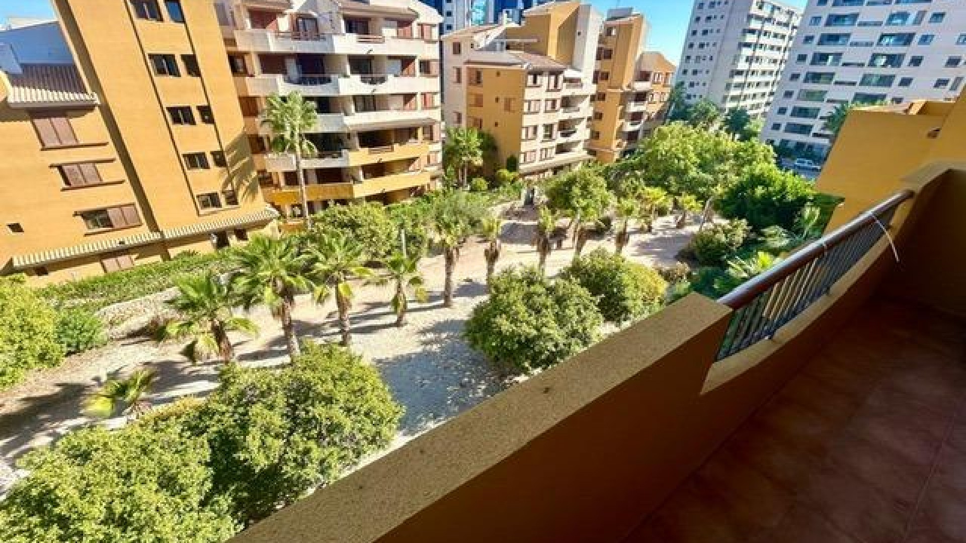 Resale - Apartment -
Torrevieja - Punta Prima