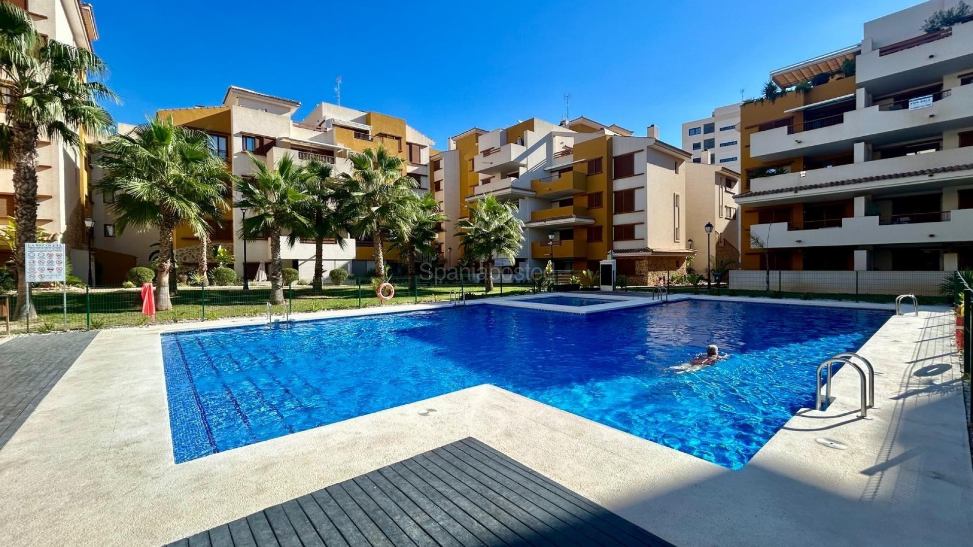 Resale - Apartment -
Torrevieja - Punta Prima